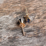 Vintage 14K Gold Blue Saphire Stud Earrings