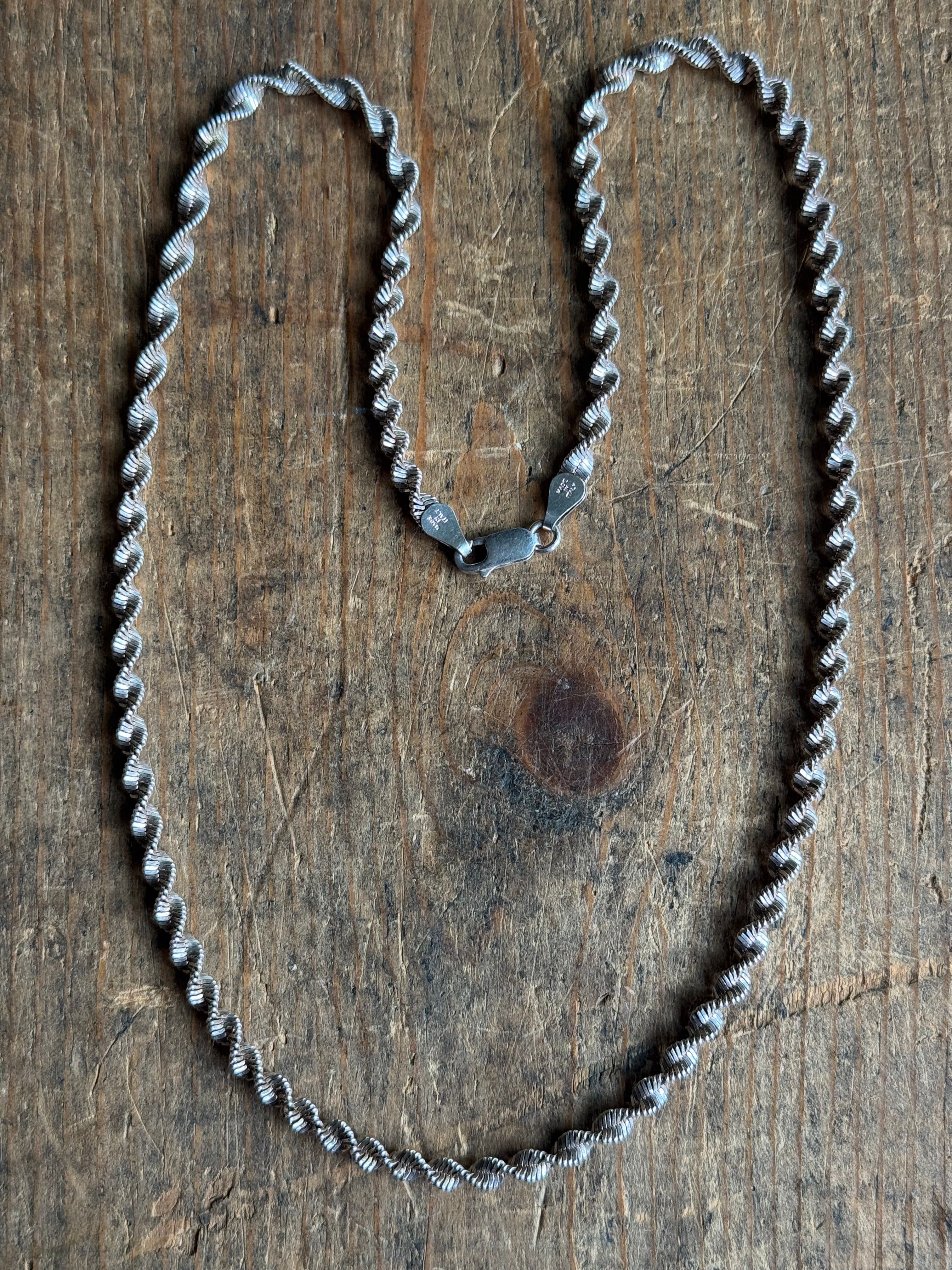Vintage Sterling Silver 20” Twisted Herringbone Chain