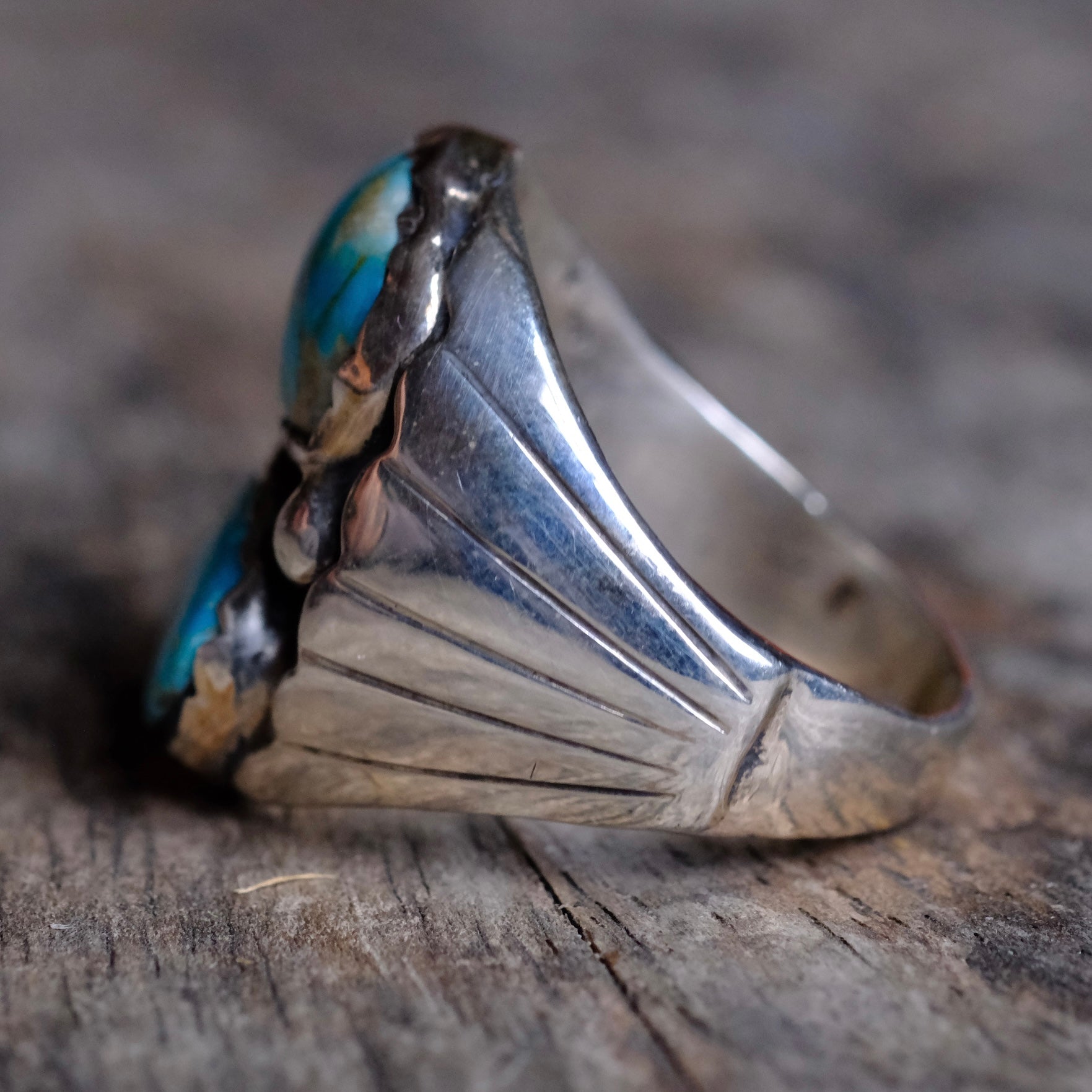Vintage Sterling 2- Stone Turquoise Ribbed Band Ring 9