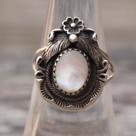 Vintage Sterling Mother Of Pearl Feather Ring 6.75