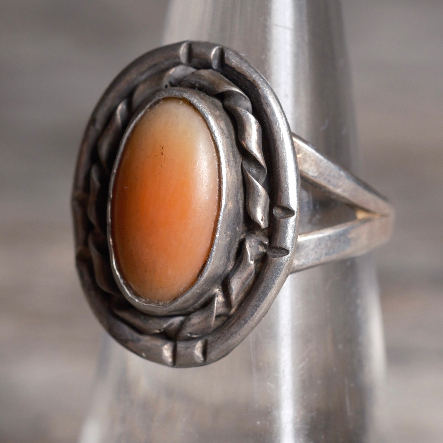 Vintage Sterling Spiny Oyster Roper Ring 6.25