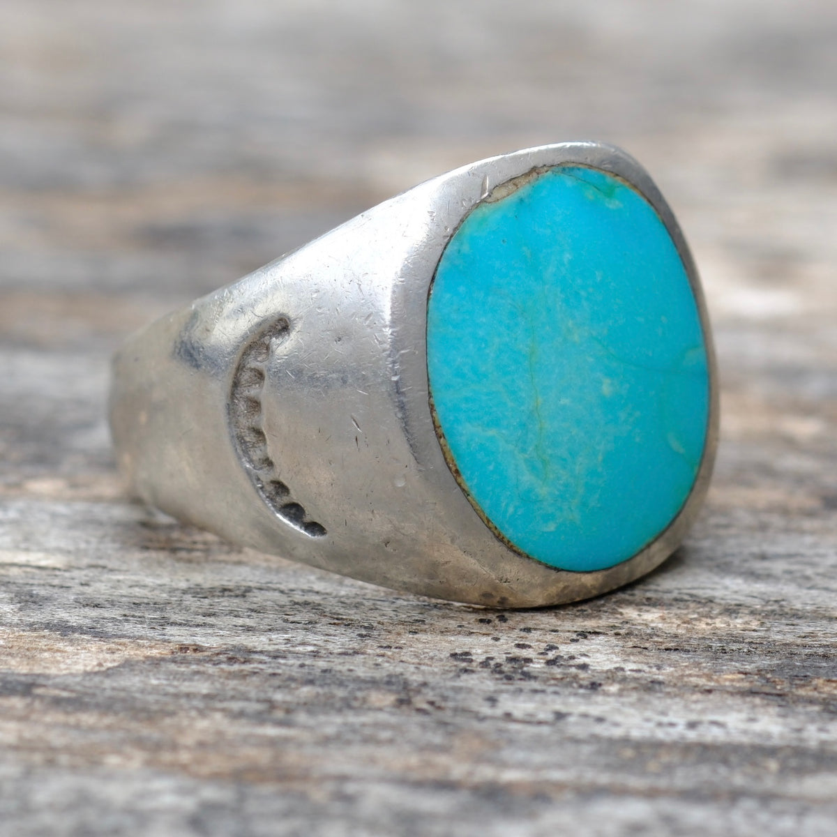 Vintage Sterling Turquoise Stamped Band Ring 8.25