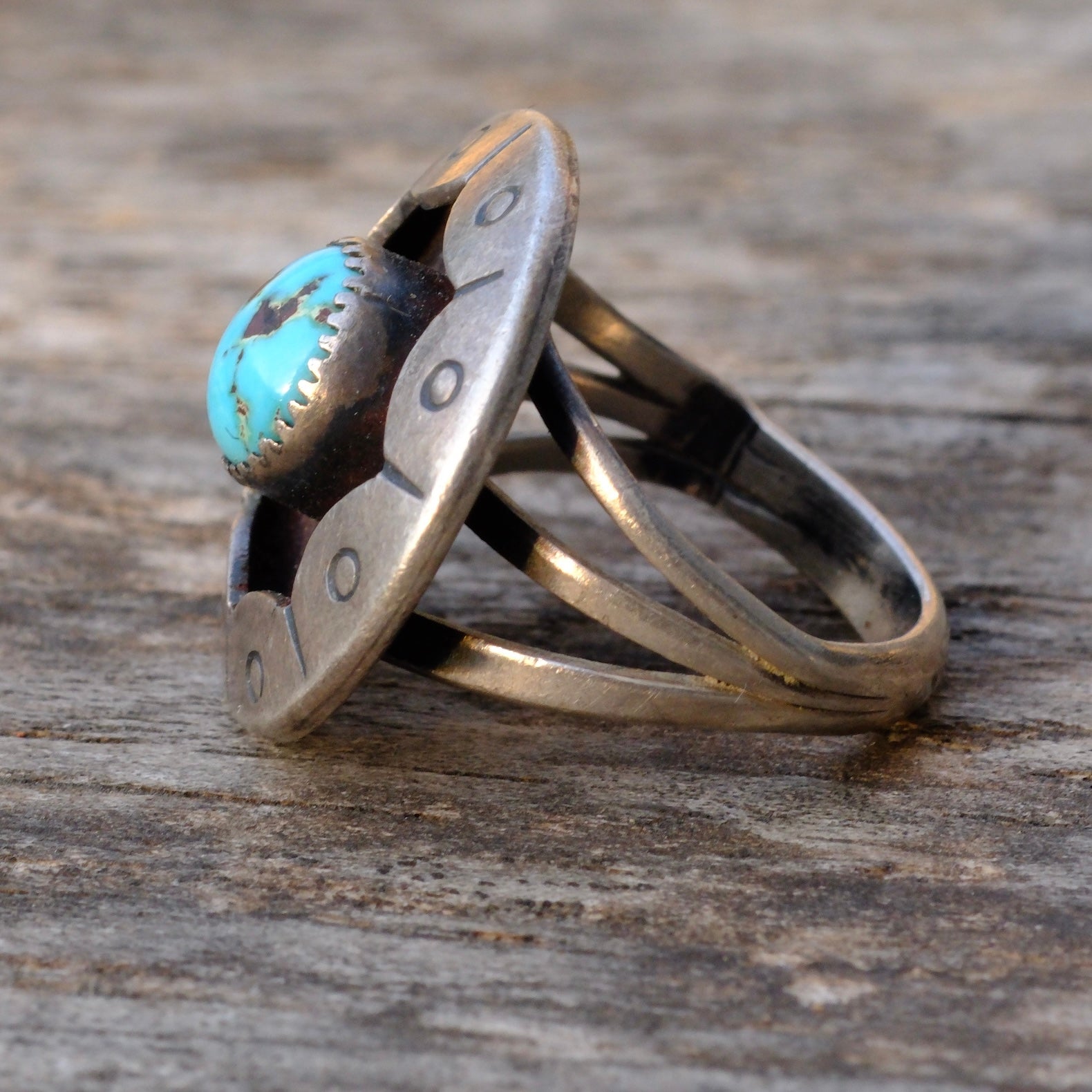 Vintage Sterling Turquoise Shadowbox Ring 5.75