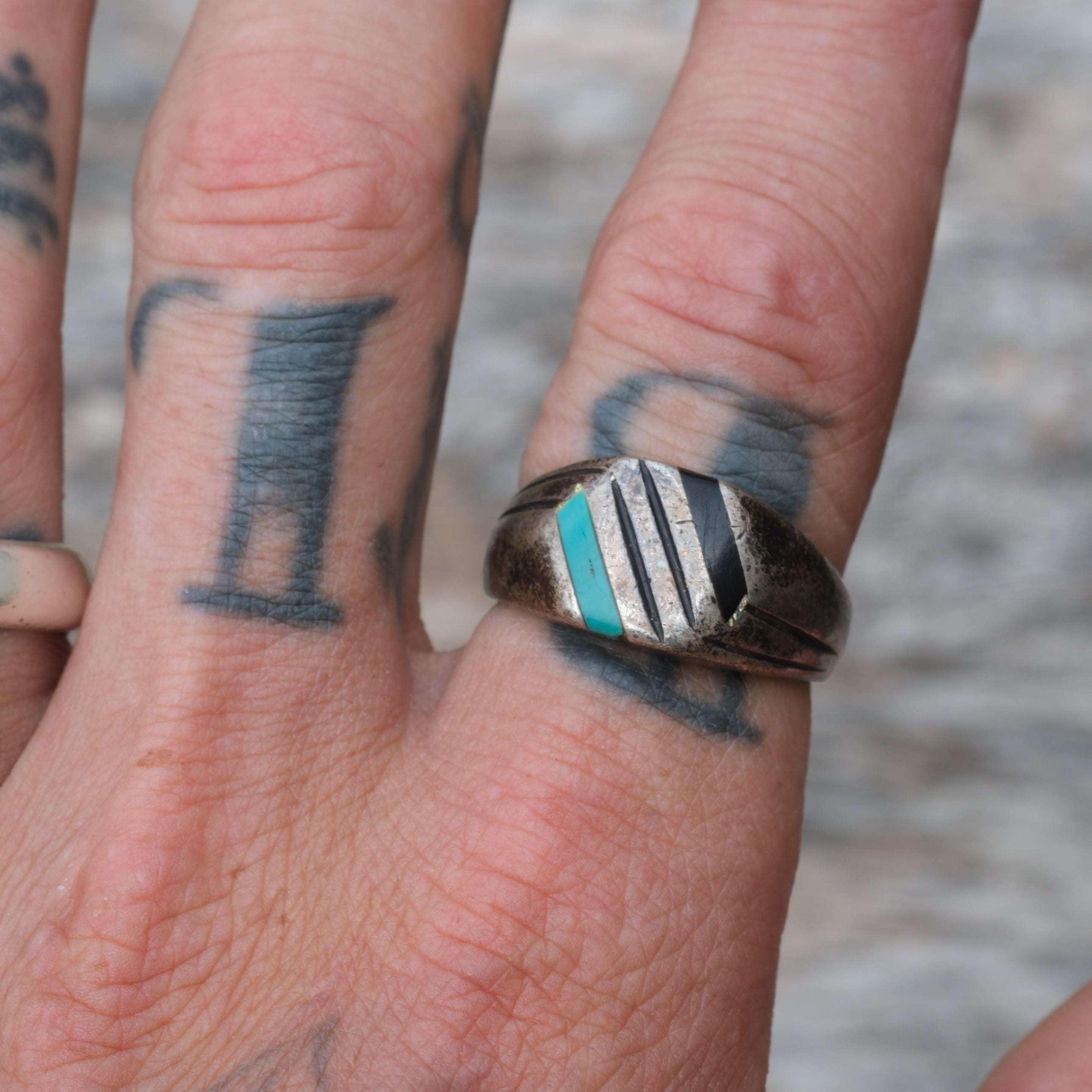 Vintage Sterling Turquoise and Onyx Inlay Ring 9