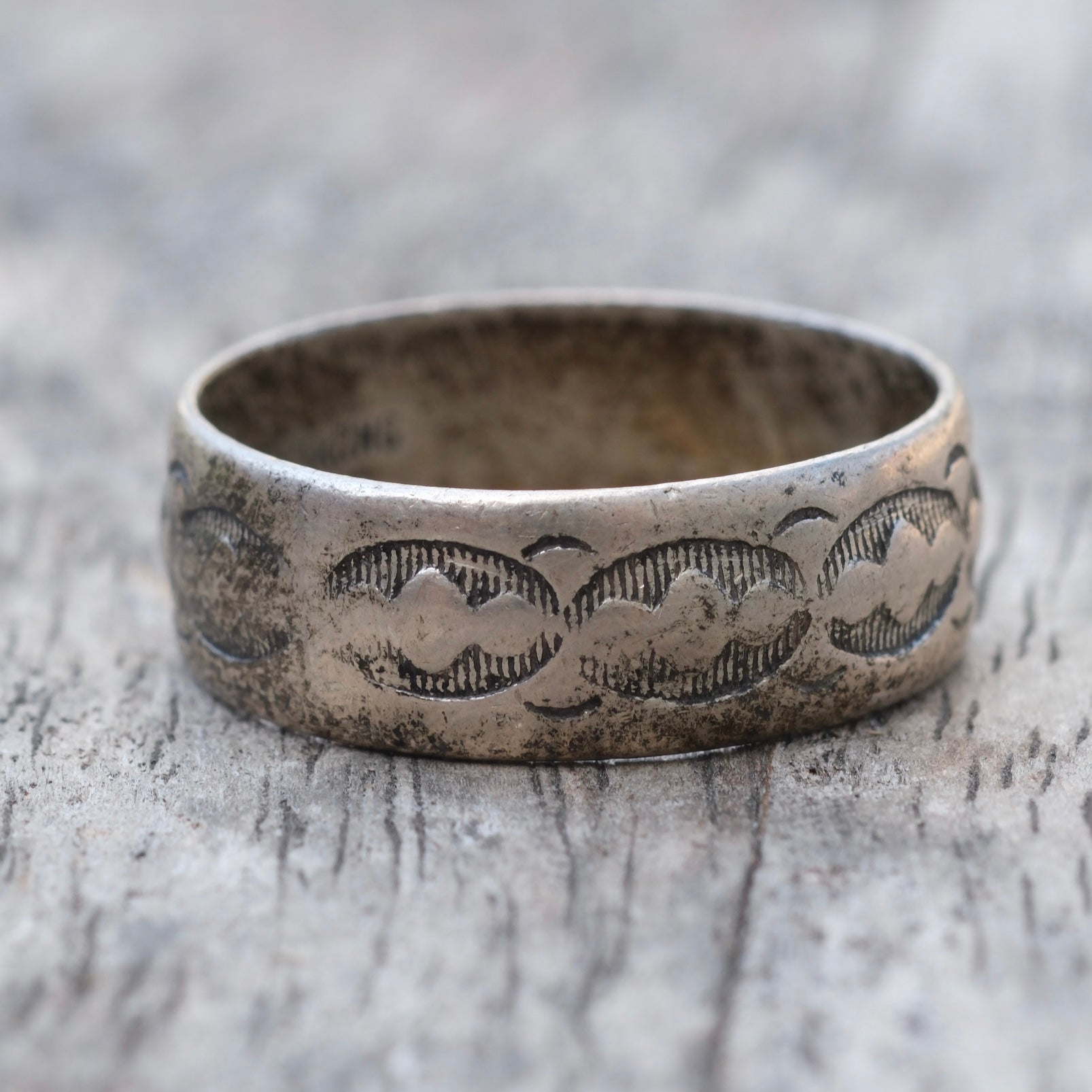 Vintage Sterling Silver Stamped Band Ring 14