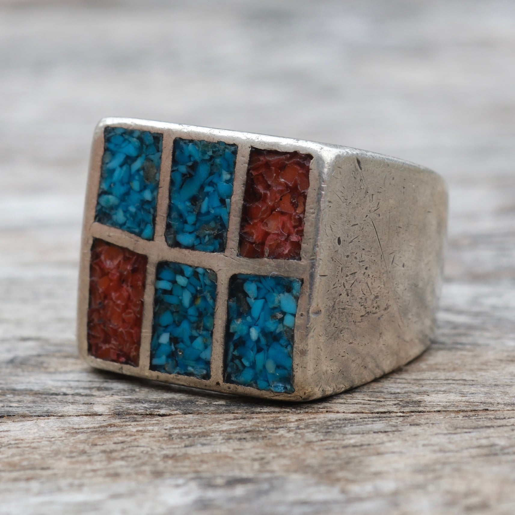 Vintage Sterling Crushed Turquoise and Coral Inlay Ring 9