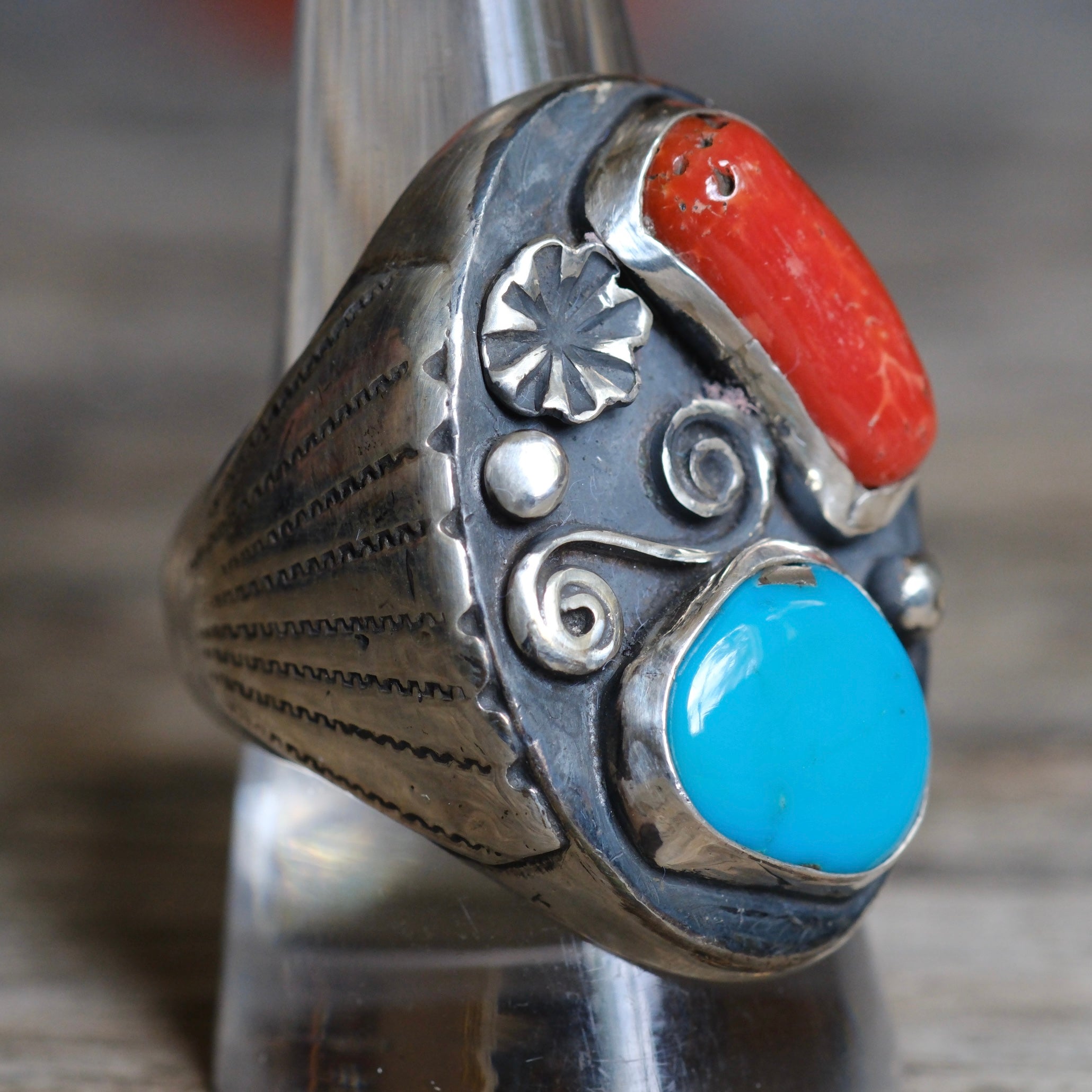 CHUNKY Vintage Sterling Turquoise and Coral Ribbed Band Ring 10.25