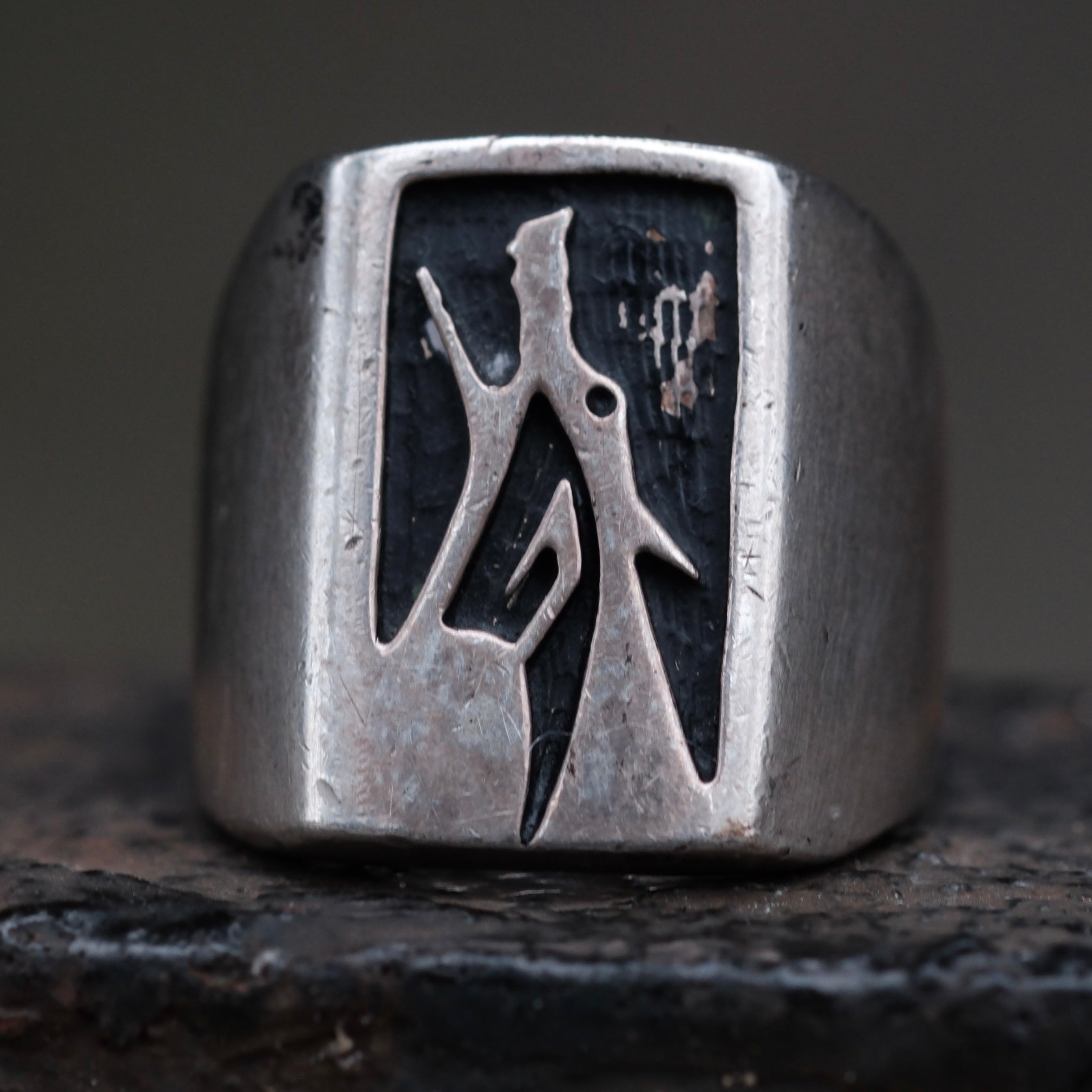  Vintage Sterling howling Wolf Ring 8.75