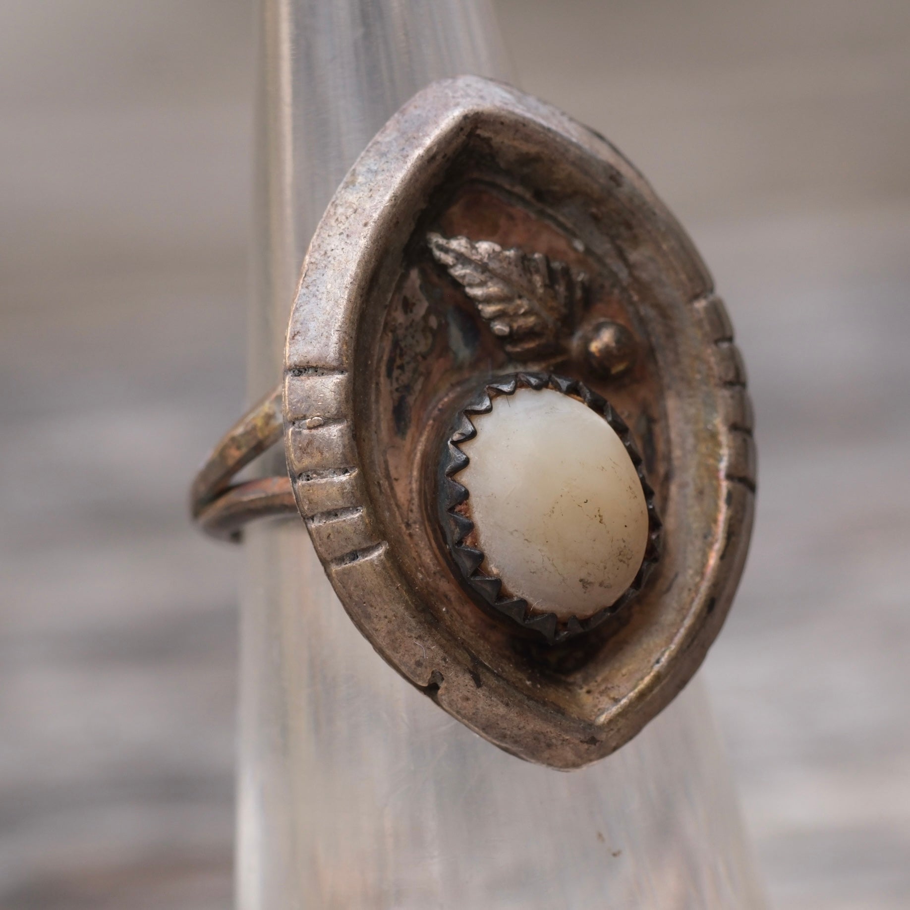 Vintage Sterling Mother Of Pearl Ring 4.25