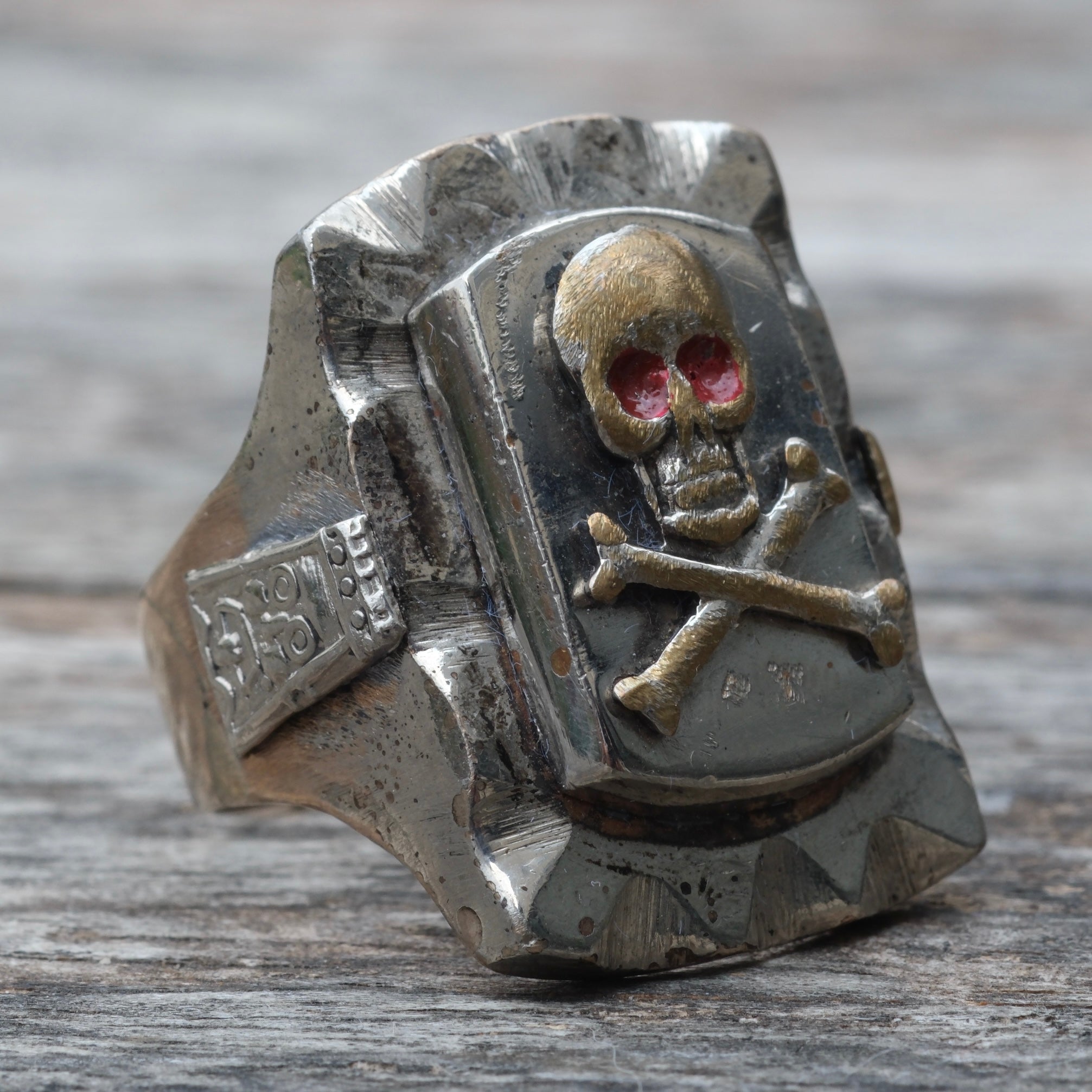 Vintage Mexican Biker Skull Ring 11