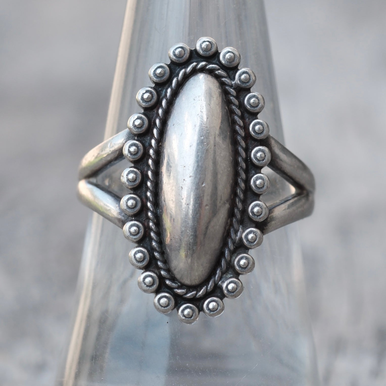 Vintage Sterling Silver Dotted Ring 7.75