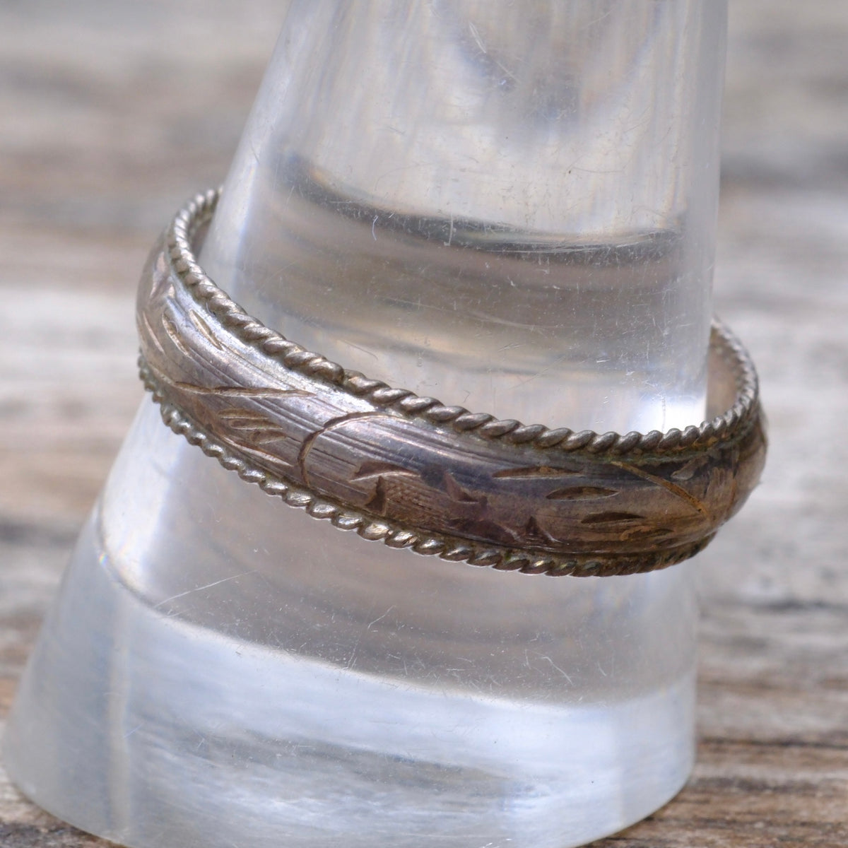 Vintage Sterling Silver Scroll Band Ring 10.75