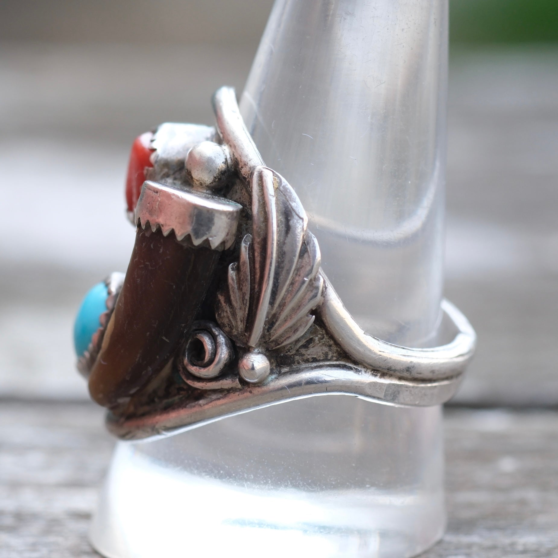 Vintage Sterling Turquoise and Coral Claw Ring 11