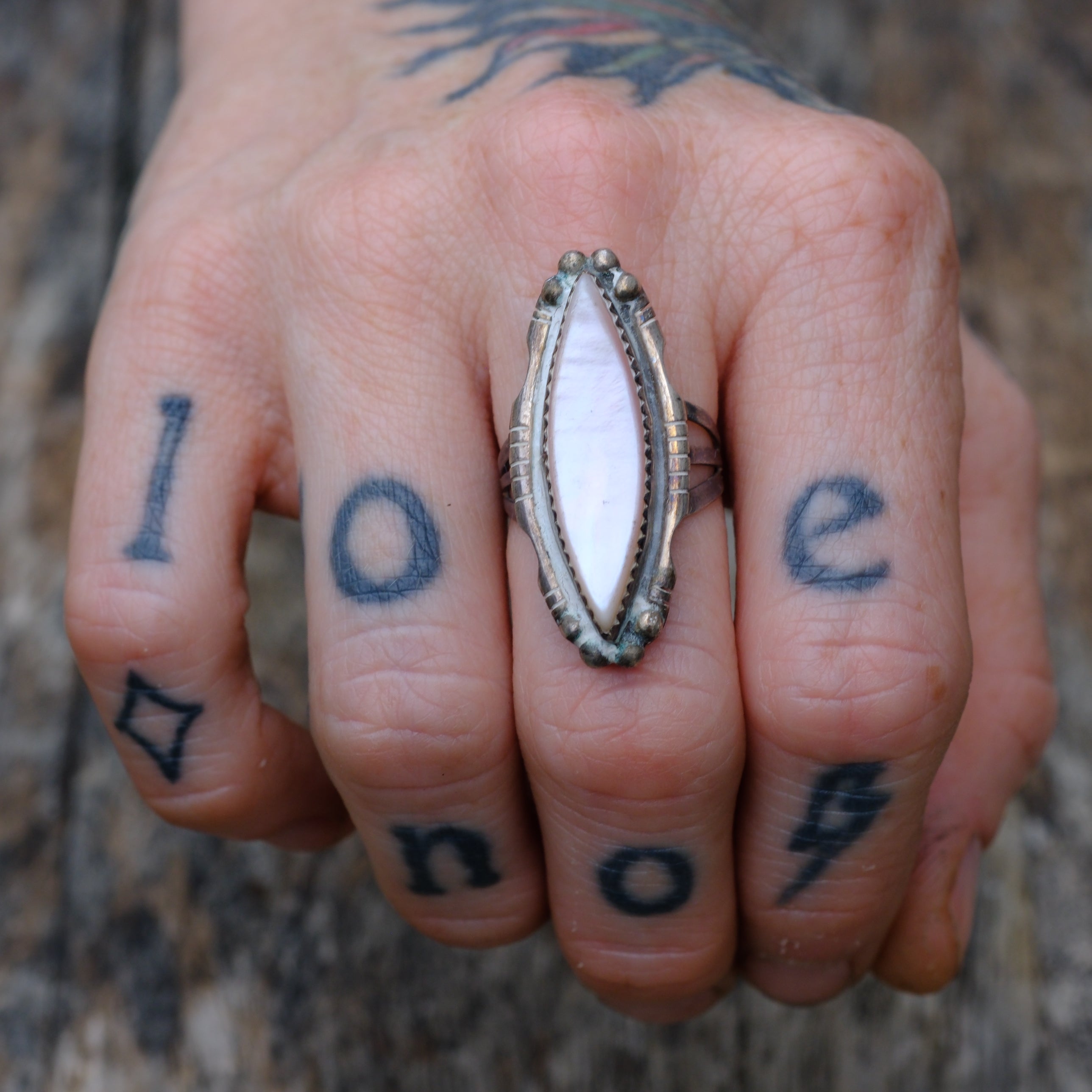 Vintage Sterling Mother Of Pearl Ring 7.5