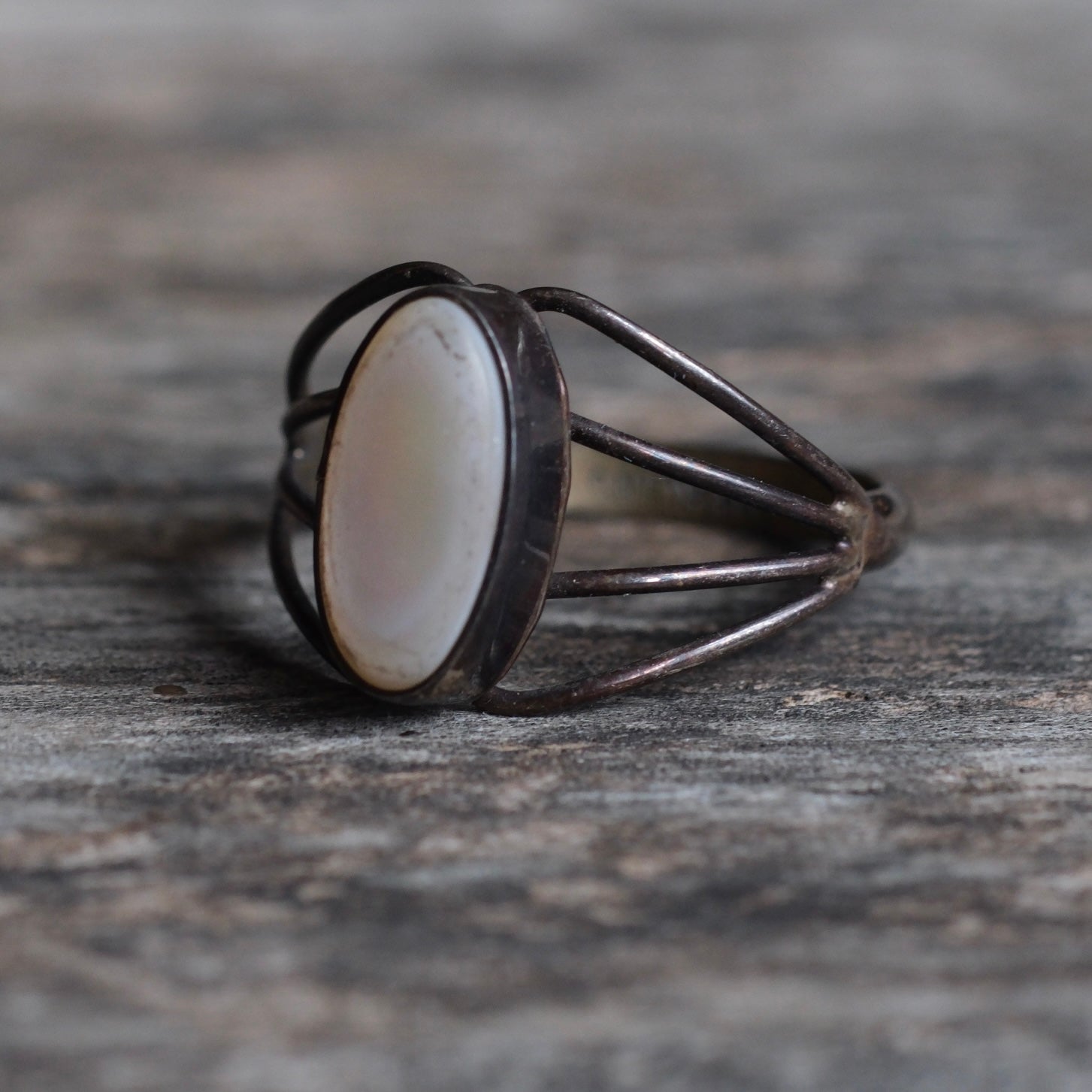 Vintage Sterling Mother Of Pearl Ring 7.75