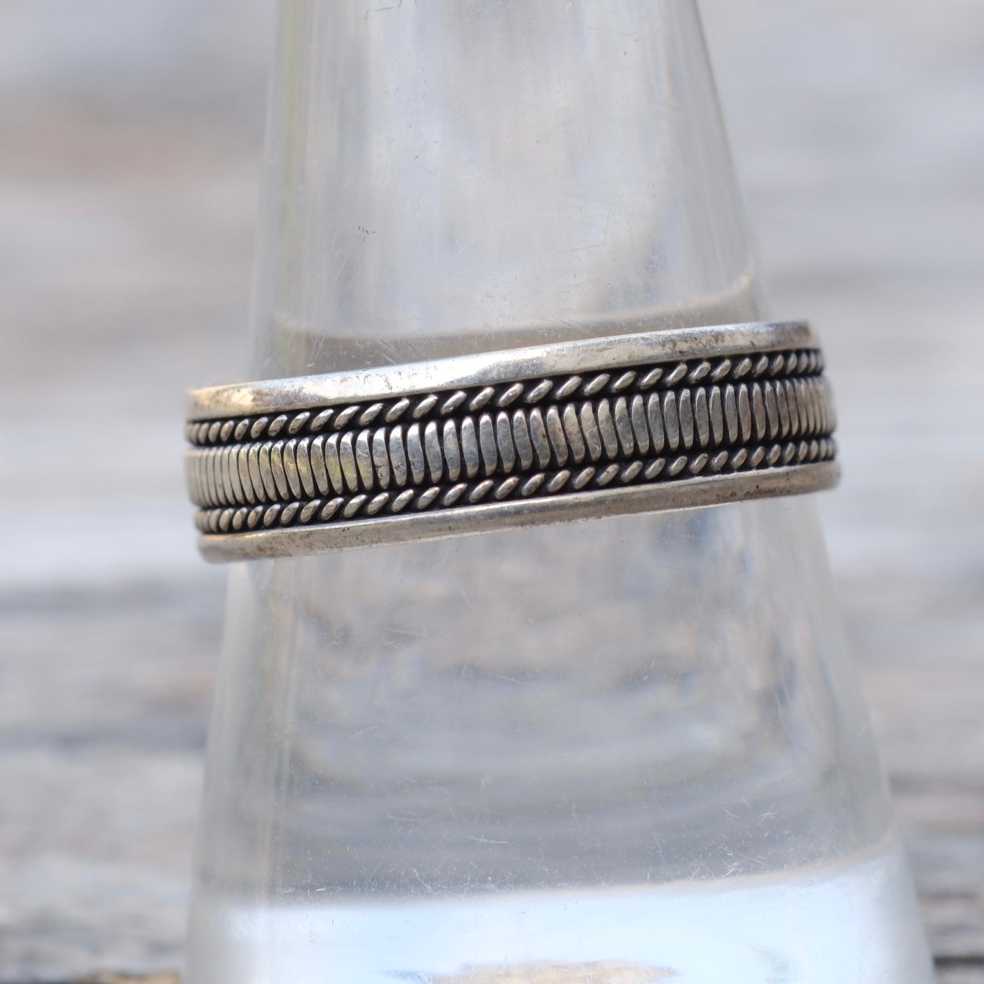 Vintage Sterling Silver Pattern Band Ring 9.5