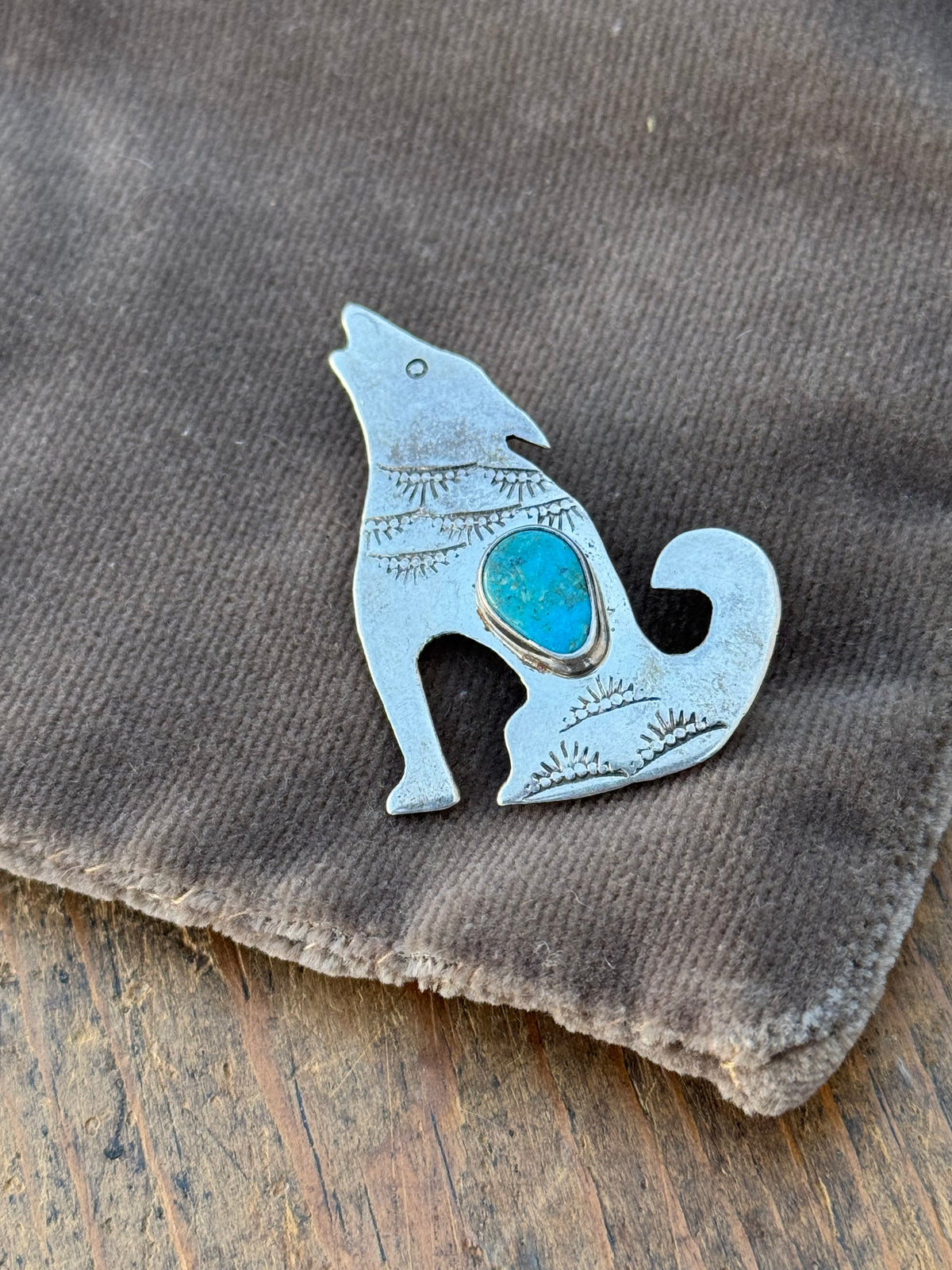 Vintage Sterling Silver Turquoise Coyote Pin Pendant