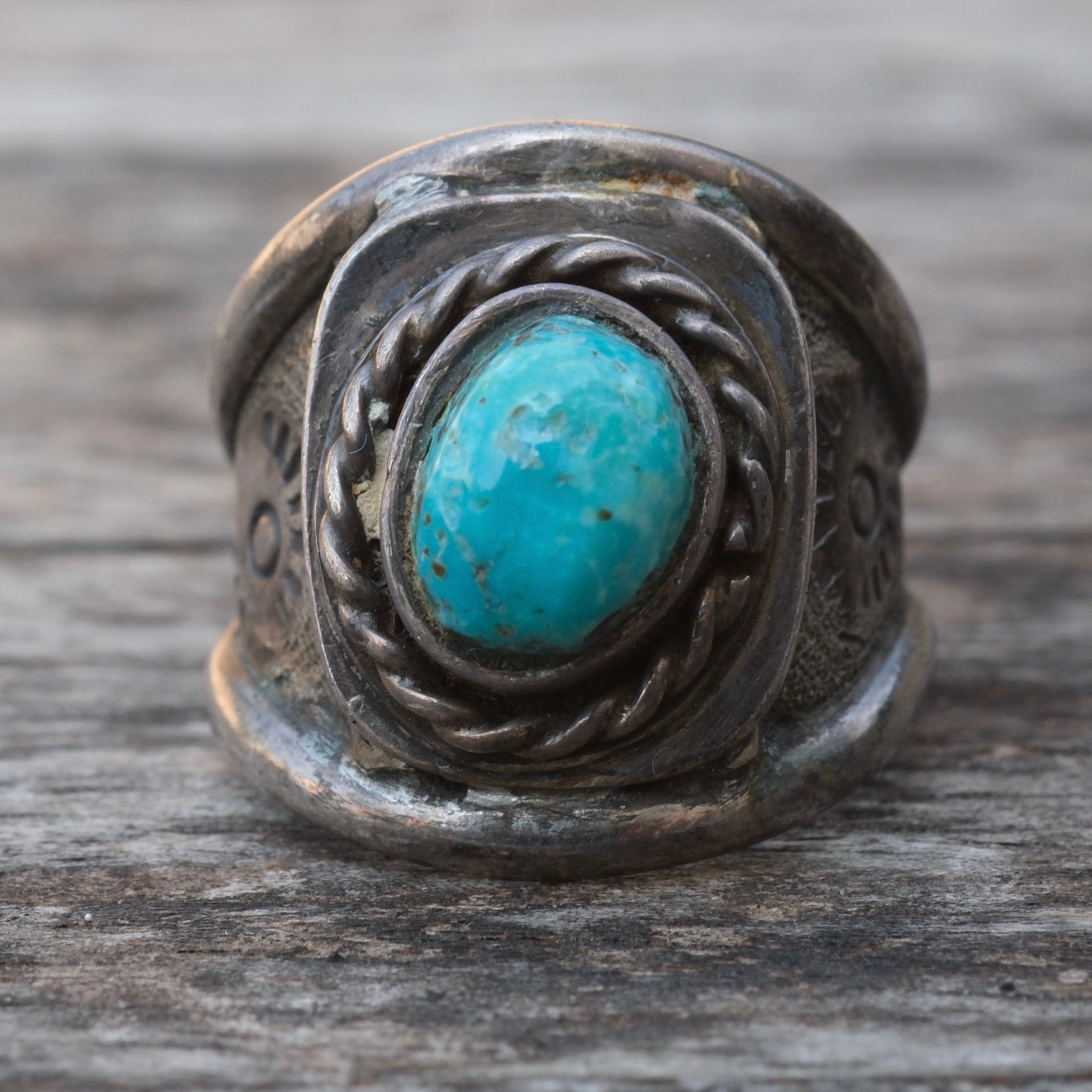 Vintage Sterling Turquoise Stamped Band Ring 8.5
