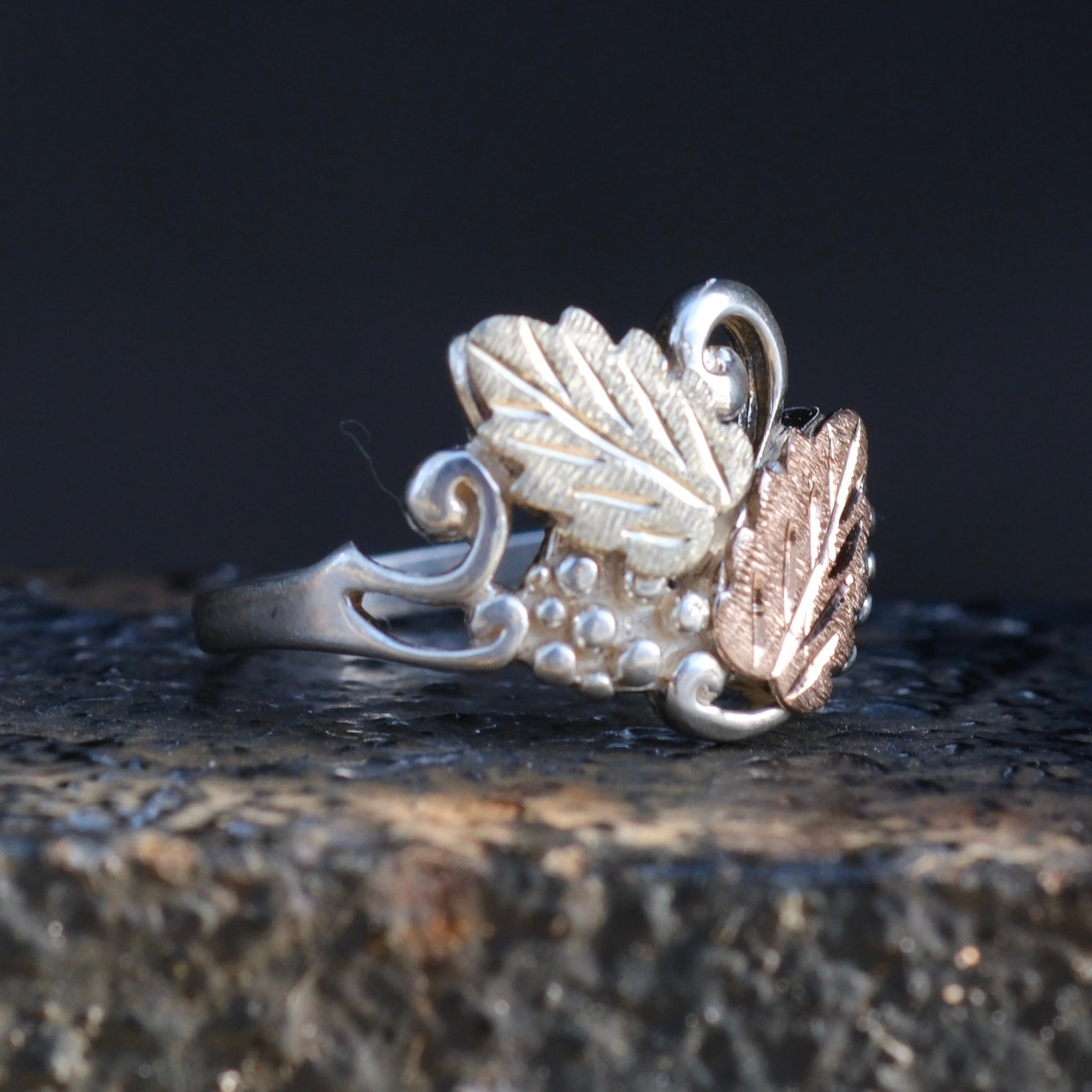 Vintage Sterling and Gold Leaf Ring 7.25