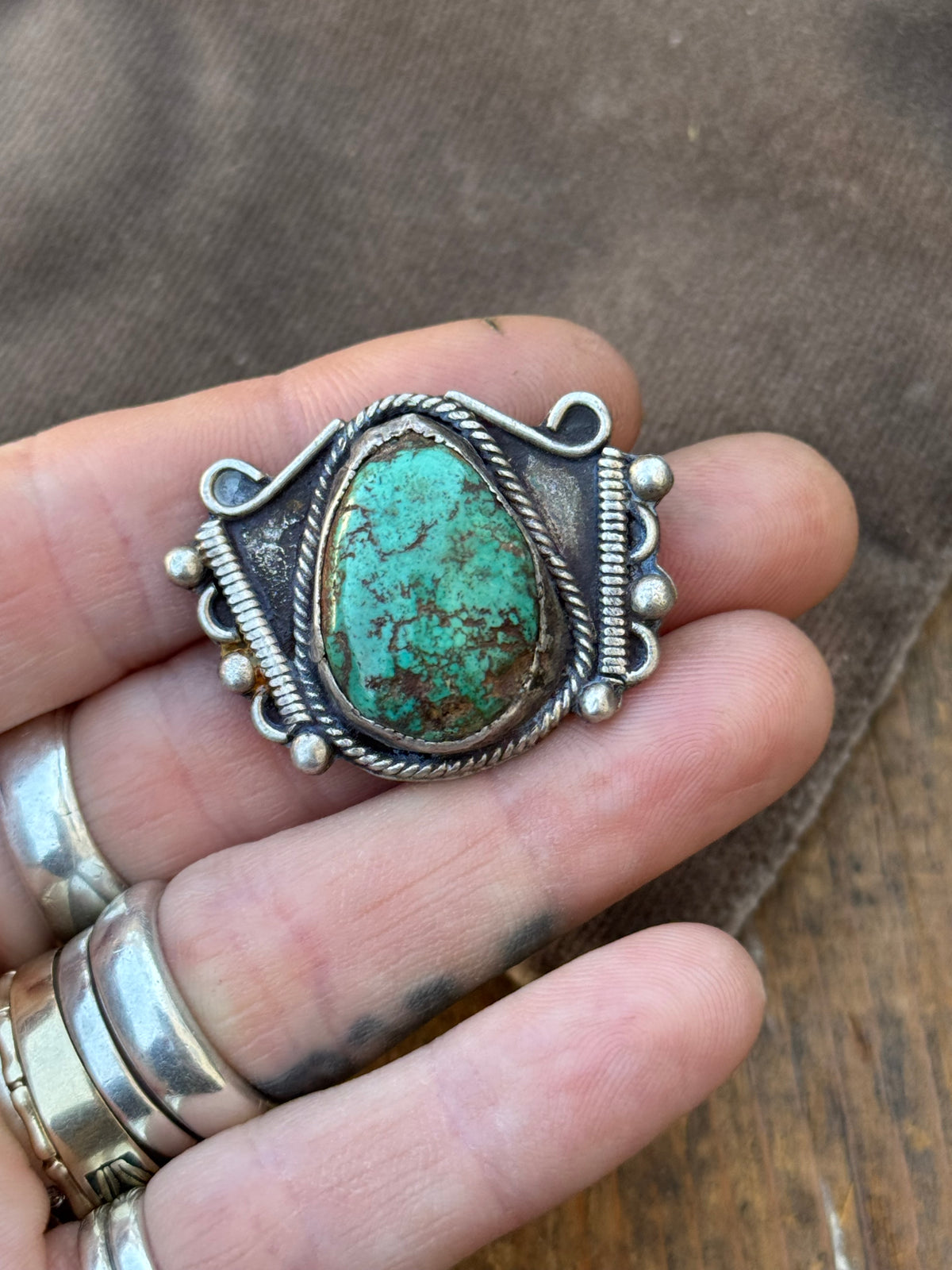 Vintage Sterling Silver Roped Turquoise Pin