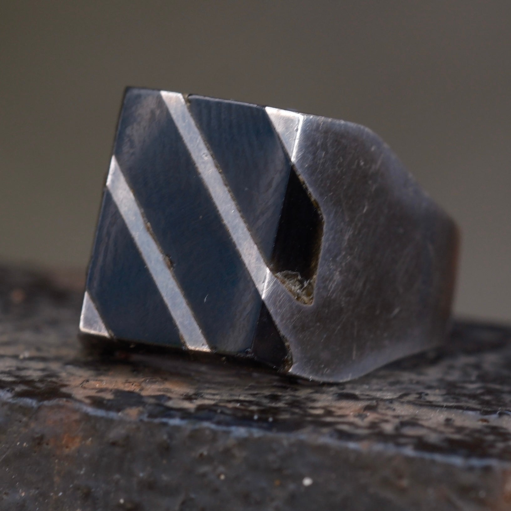 Vintage Sterling Onyx Inlay Striper Ring 10