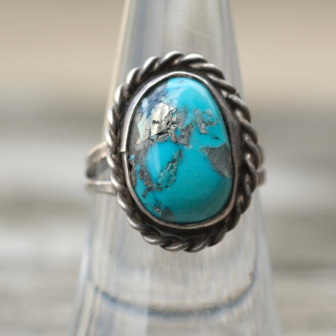 Vintage Sterling Turquoise Roper Ring 6.75