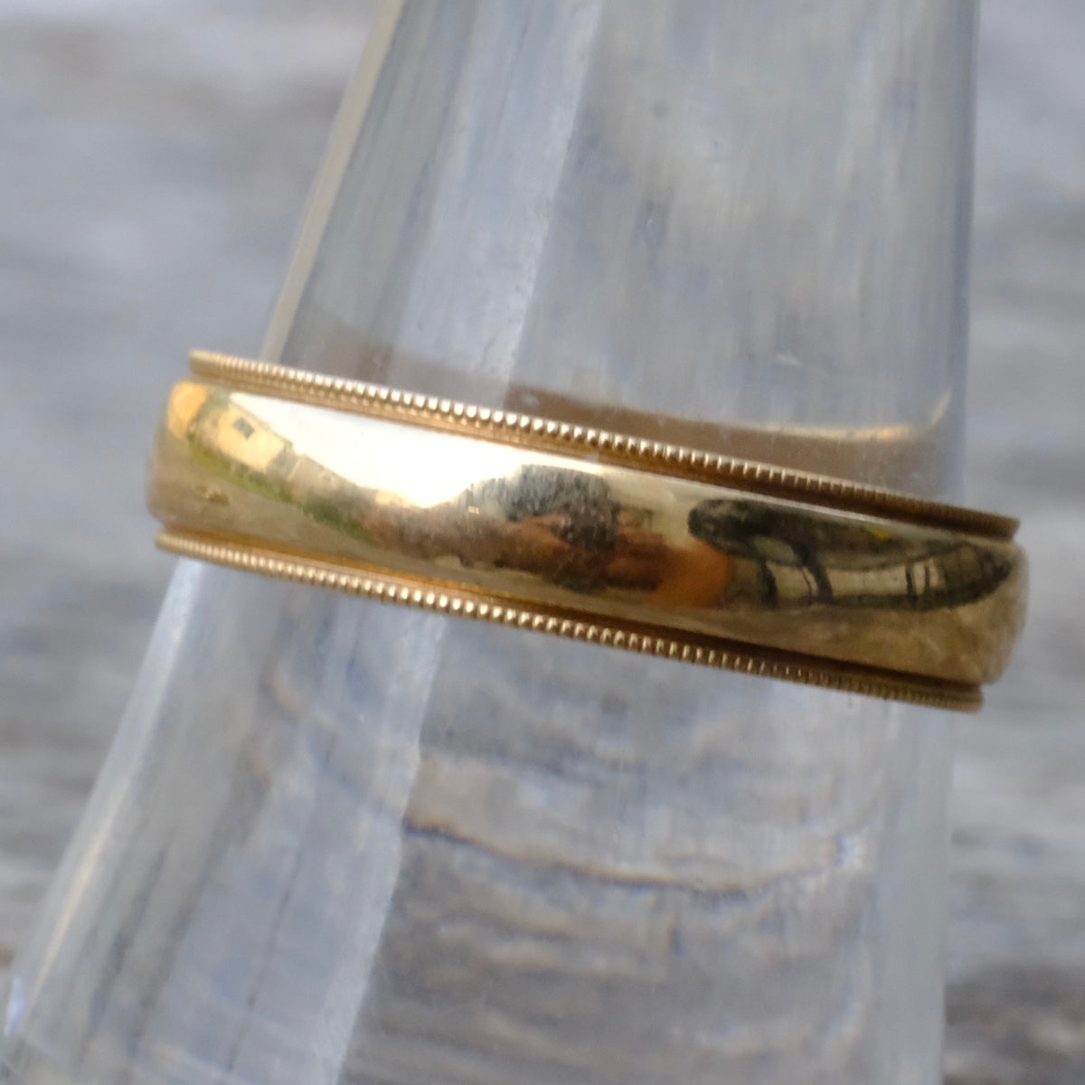 Vintage 14K Gold Band Ring 8.75