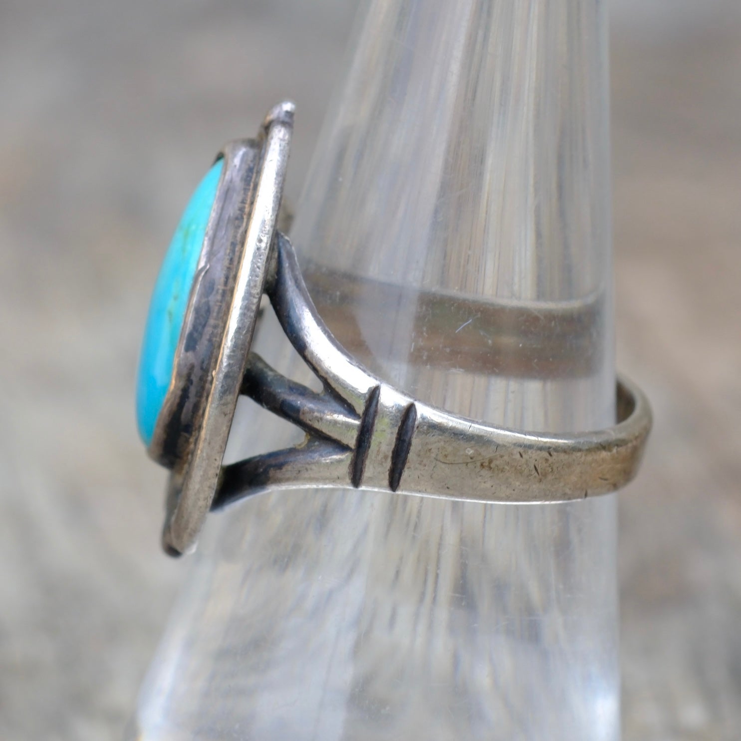 Vintage Sterling Turquoise Ring 7.75