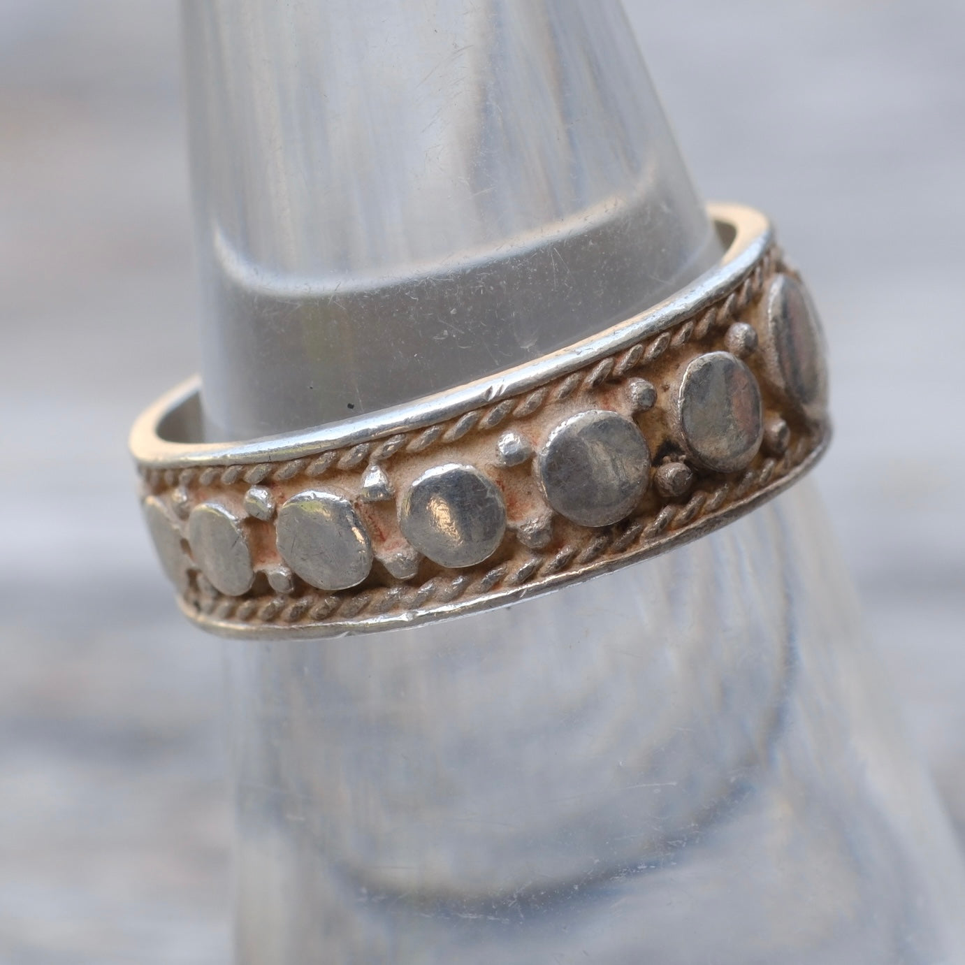Vintage Sterling Dot Pattern Band Ring 7.5