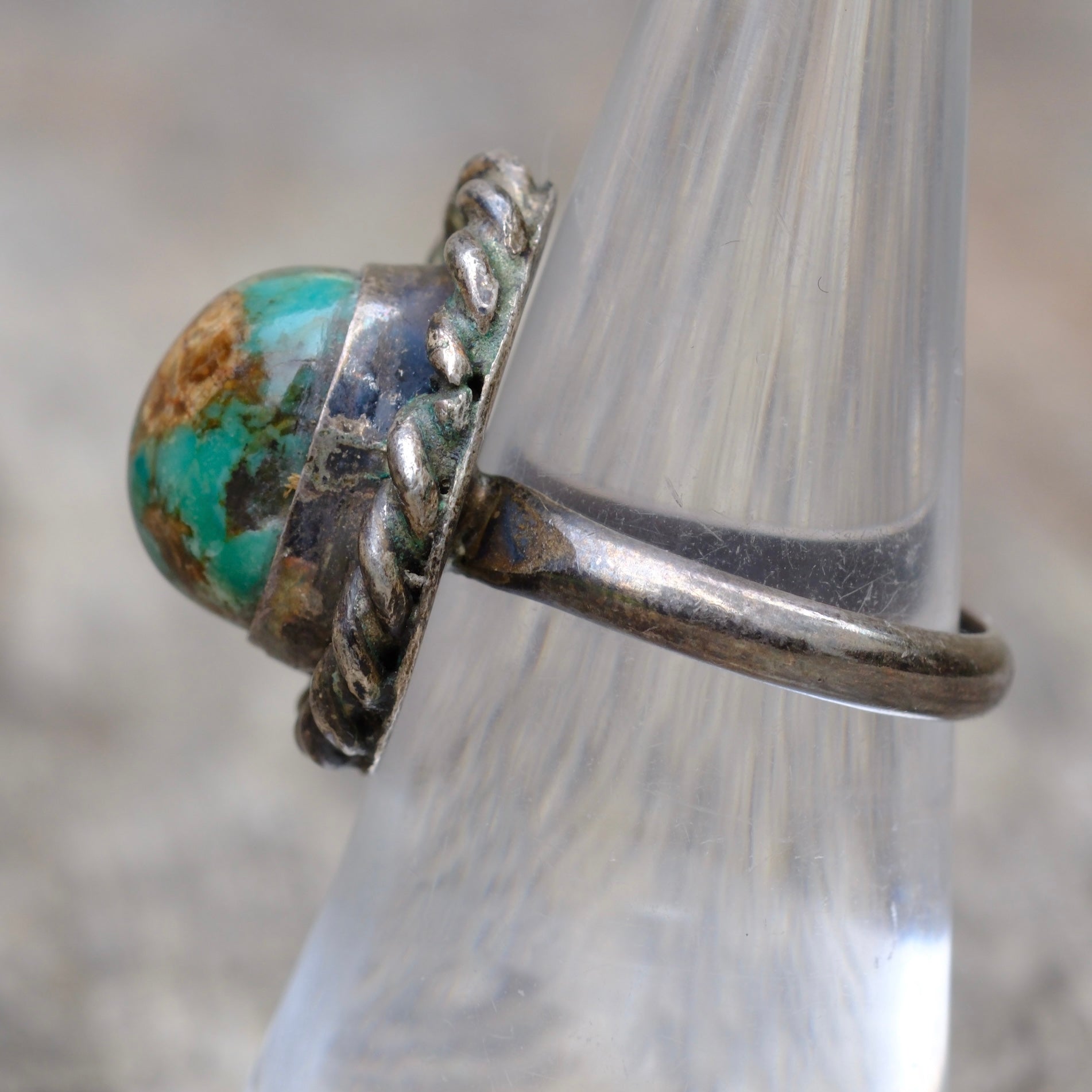 Vintage Sterling Turquoise Roper Ring 6.75