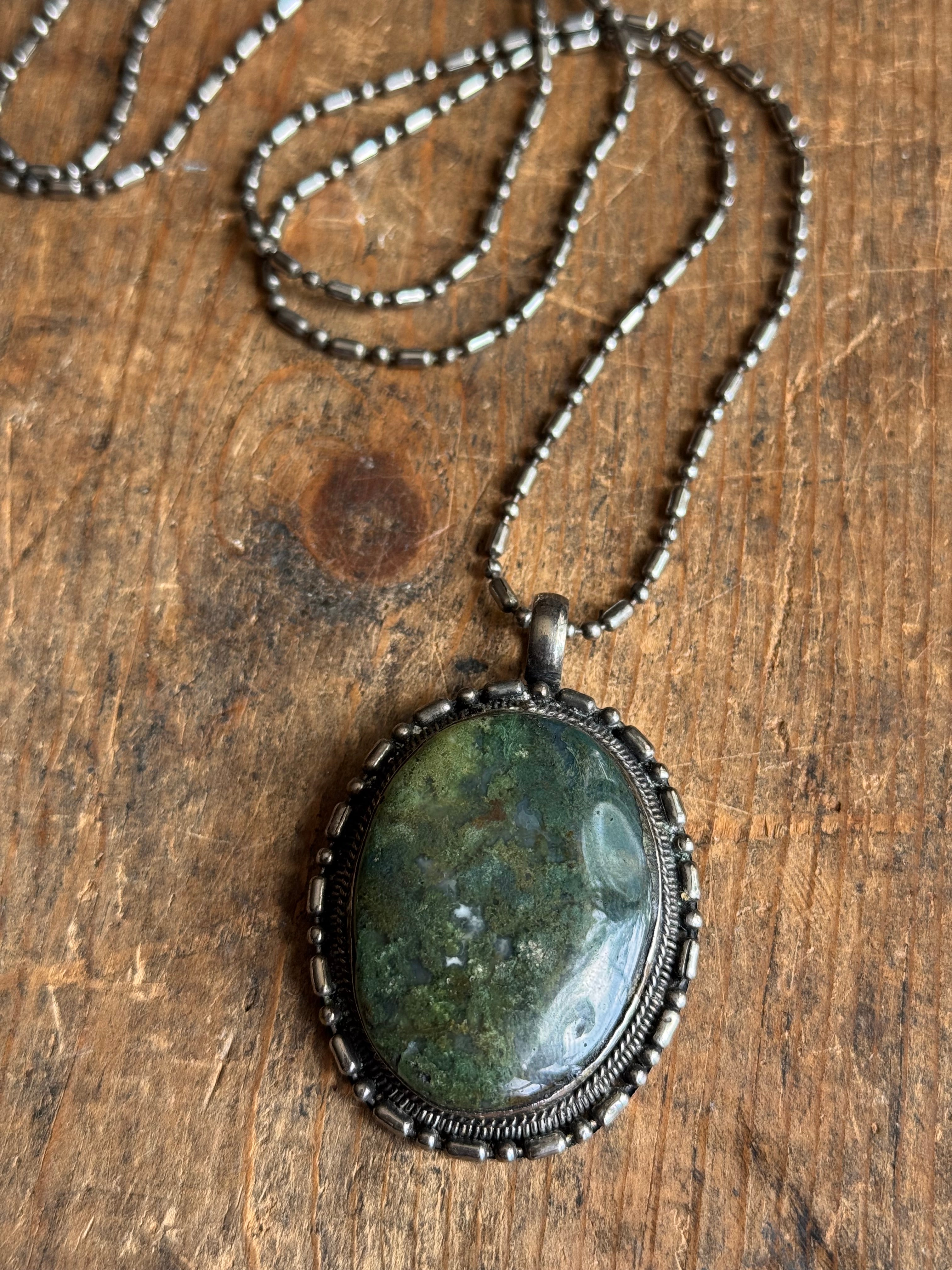 Vintage Sterling Silver Moss Agate Dappled Necklace