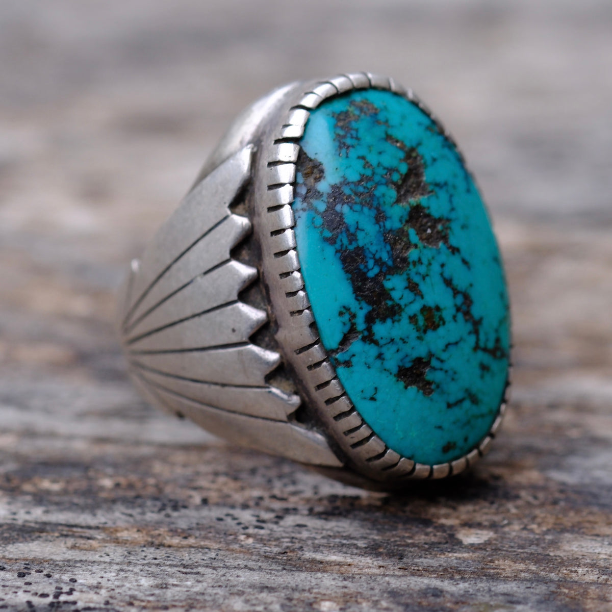 Vintage Sterling Turquoise Ribbed Band Ring 10.5