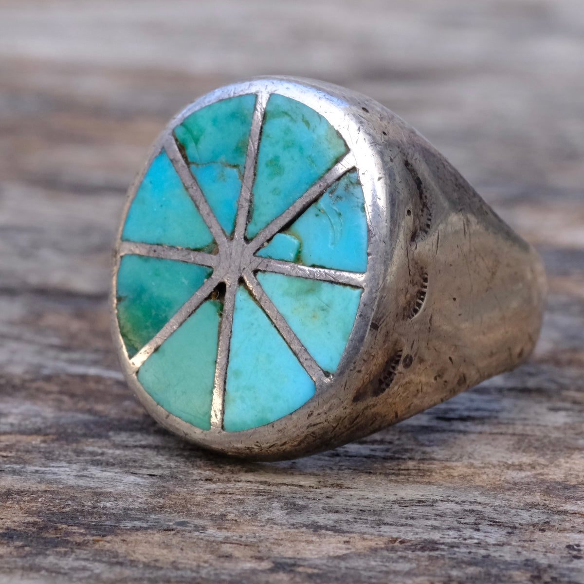 Vintage Sterling Turquoise Pinwheel Stamped Band Ring 9.5