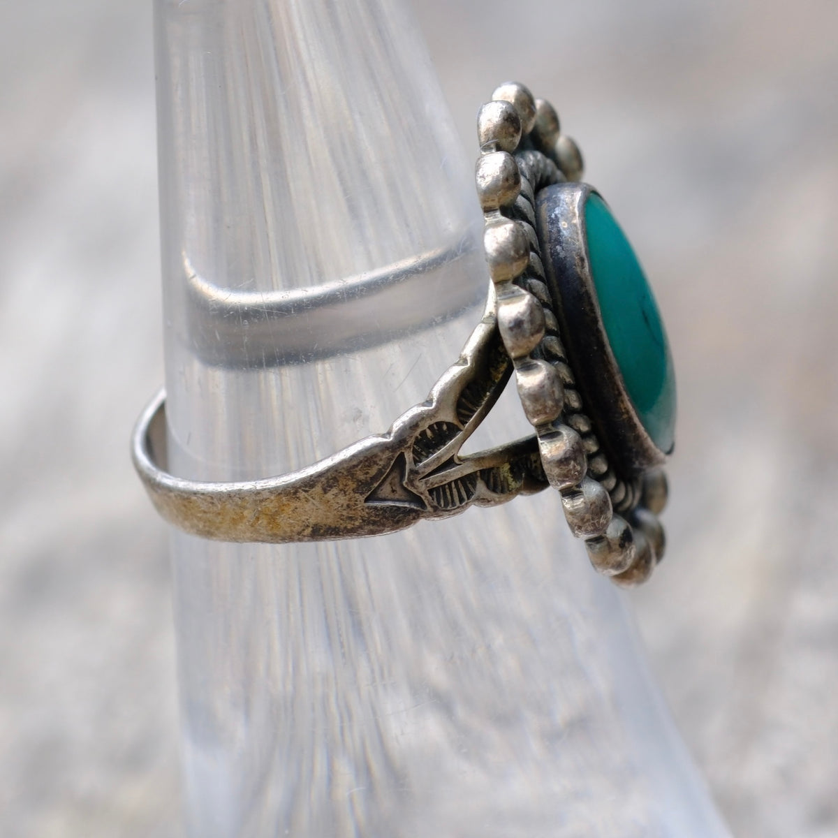 Vintage Sterling Turquoise Ring 5.75