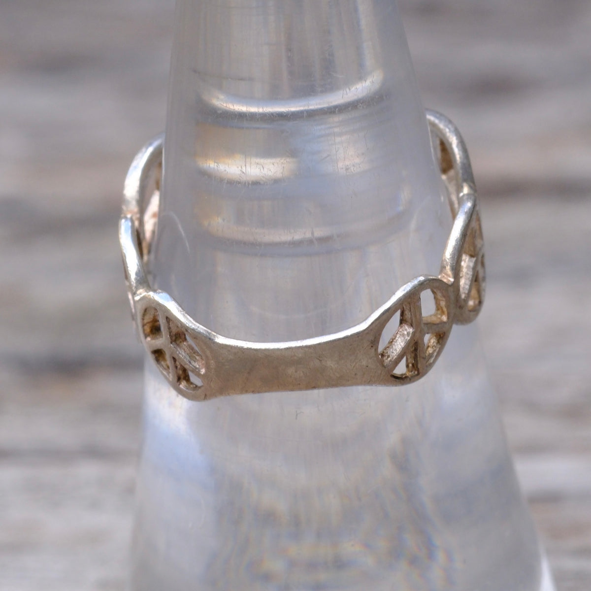 Vintage Sterling Peace Ring 6.25