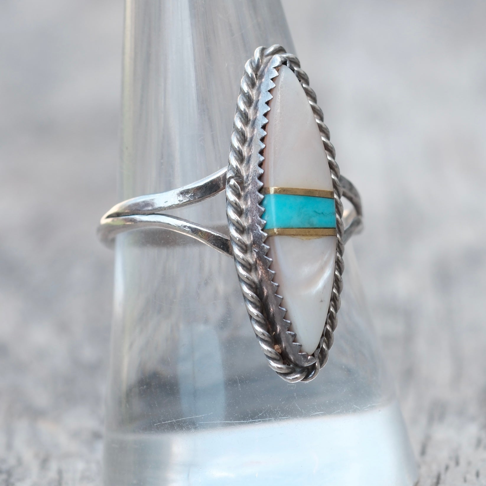 Vintage Sterling Mother Of Pearl Turquoise Ring 6.75