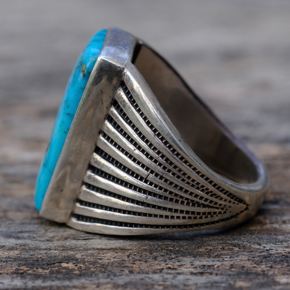 Vintage Sterling Turquoise Stamped Band Ring 9
