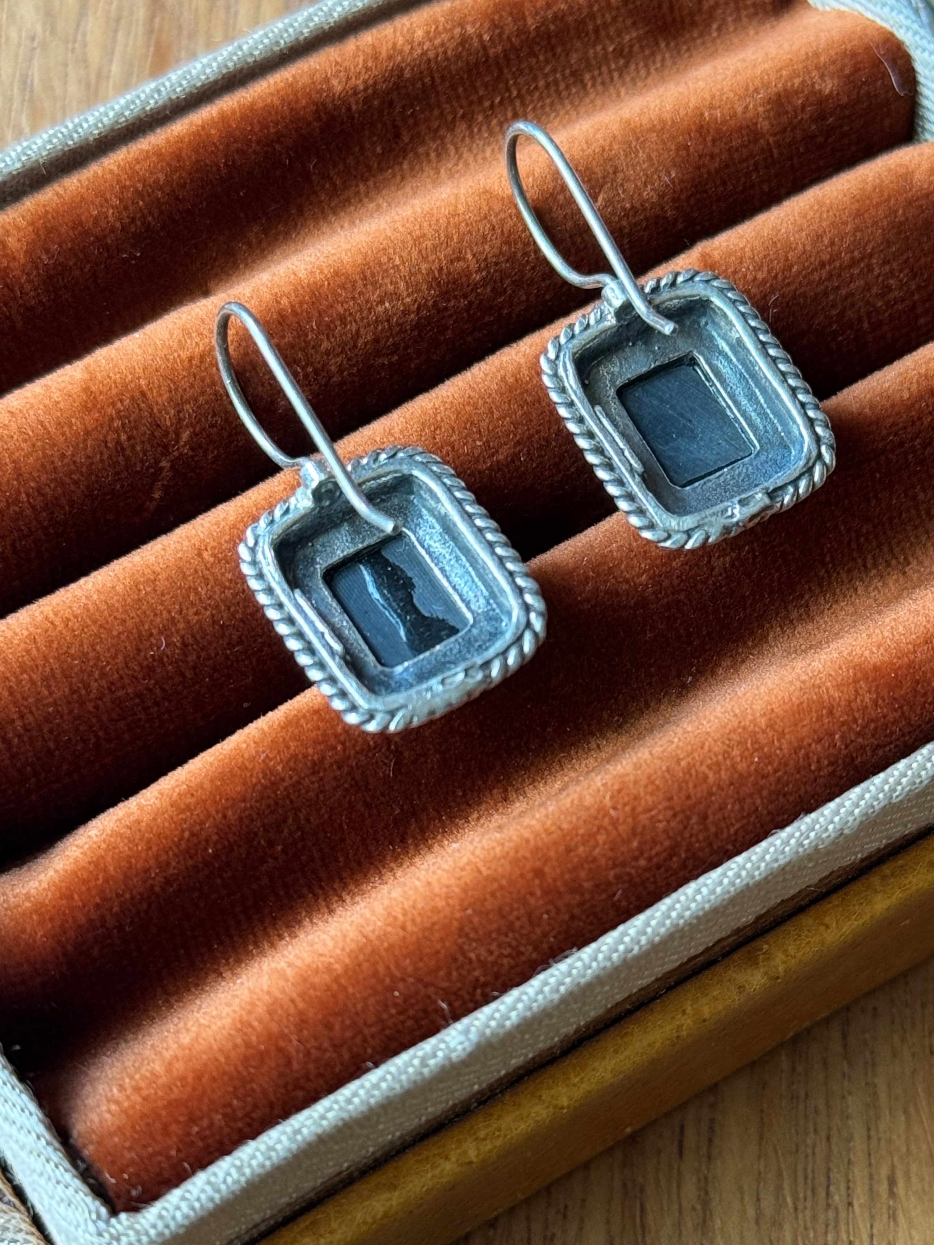 Vintage Sterling Silver Onyx Roped Earrings