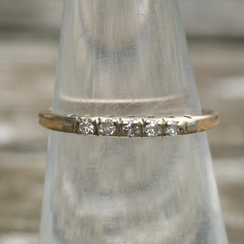 Vintage 14k Gold 5 Diamond Band 5.75