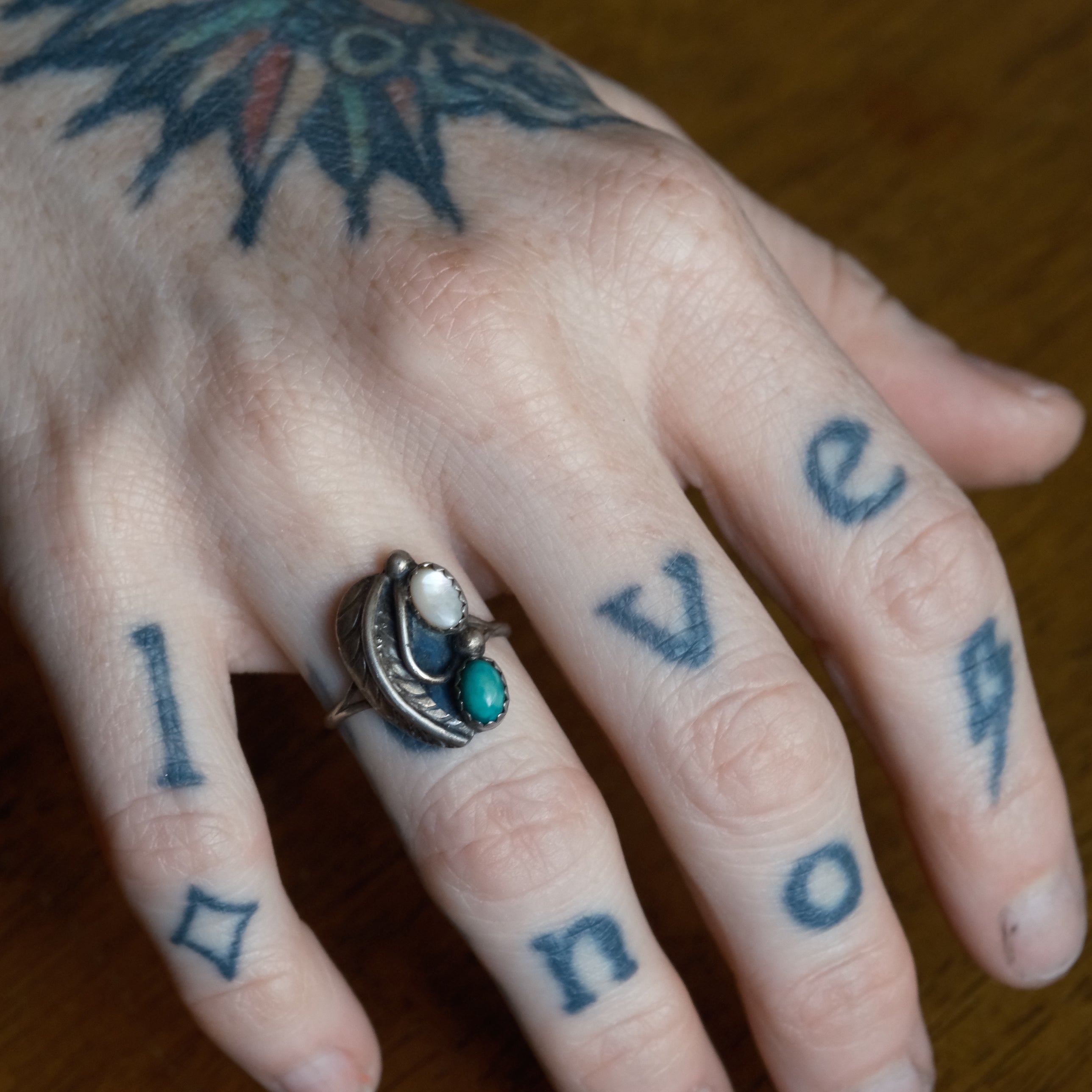 Vintage Sterling Turquoise and Mother Of Pearl Feather Ring 5.75