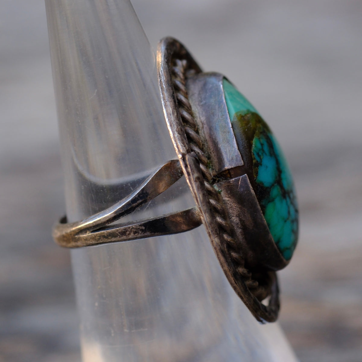 Vintage Sterling Turquoise Roper Ring 5.25