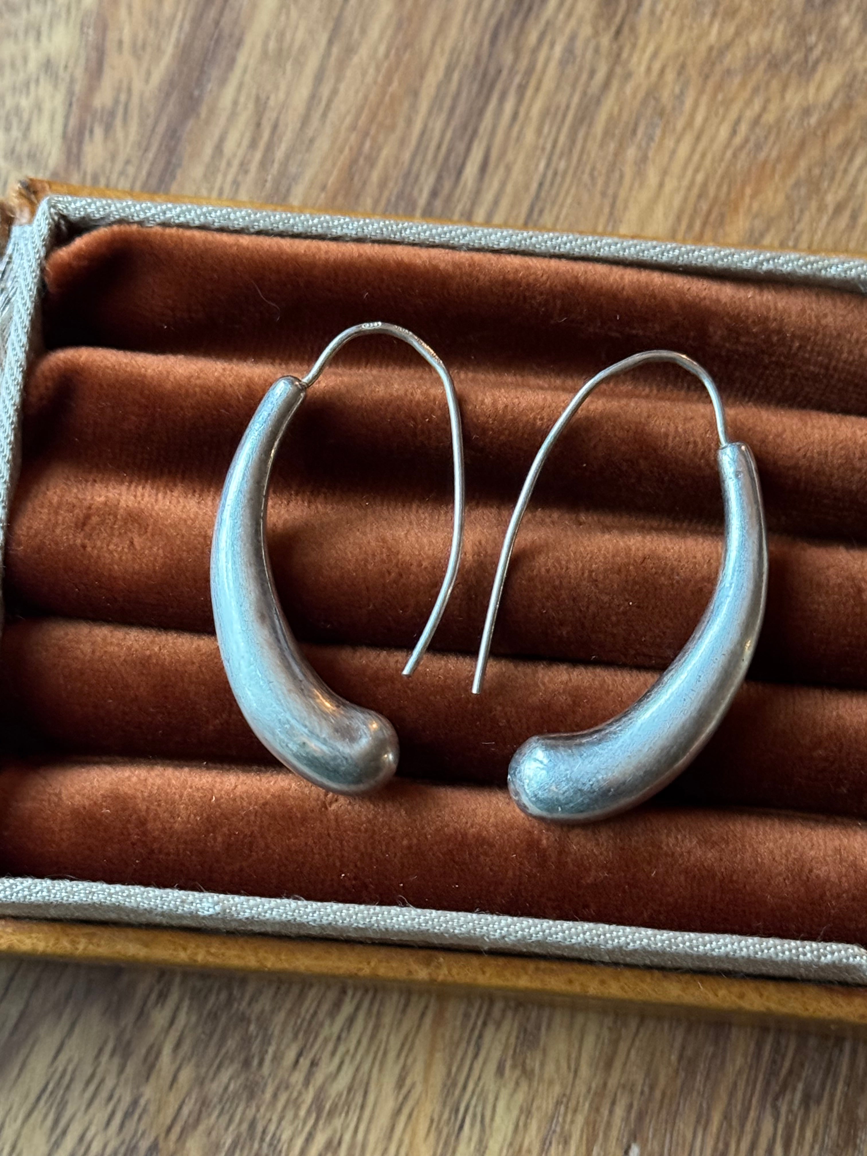 Vintage Sterling Silver Teardrop Hoops