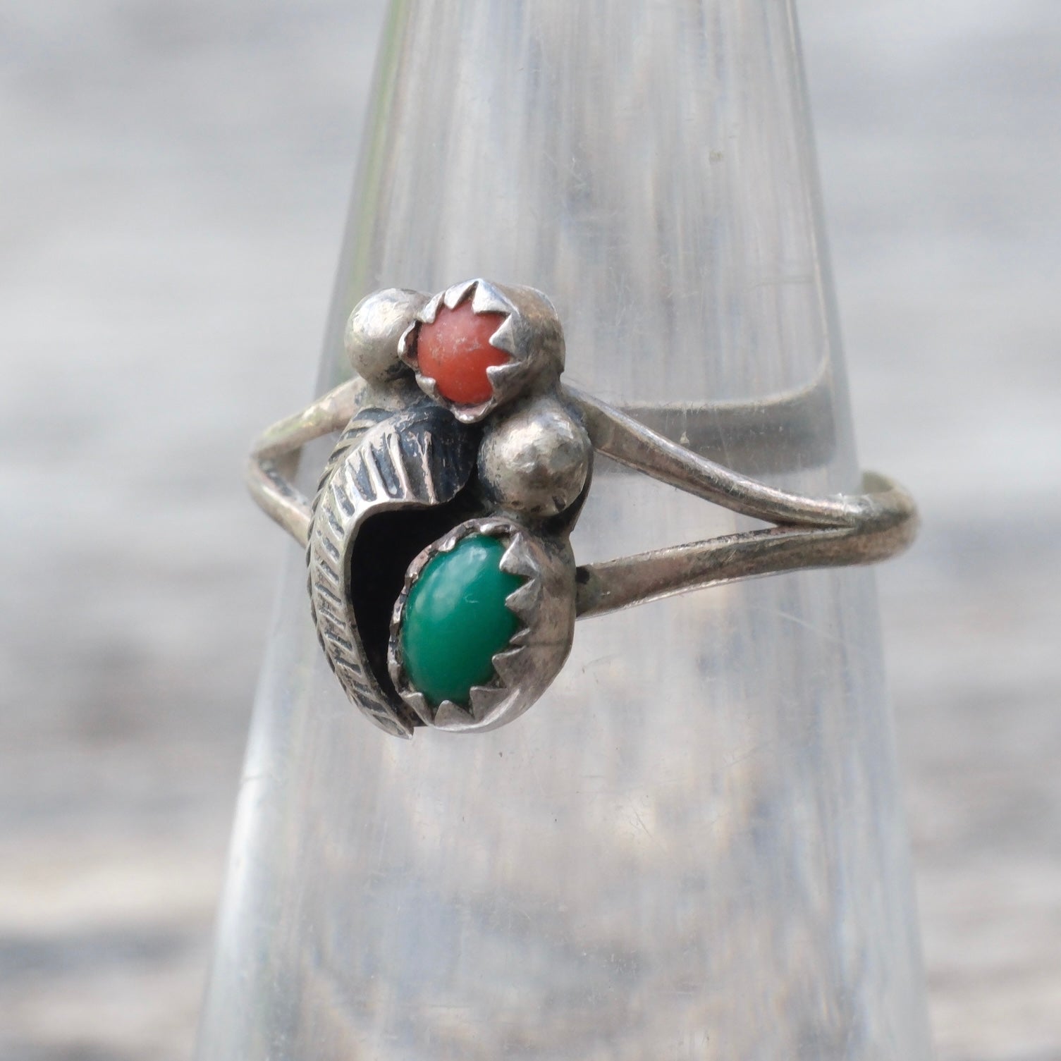 Vintage Sterling Turquoise and Coral Feather Ring 5