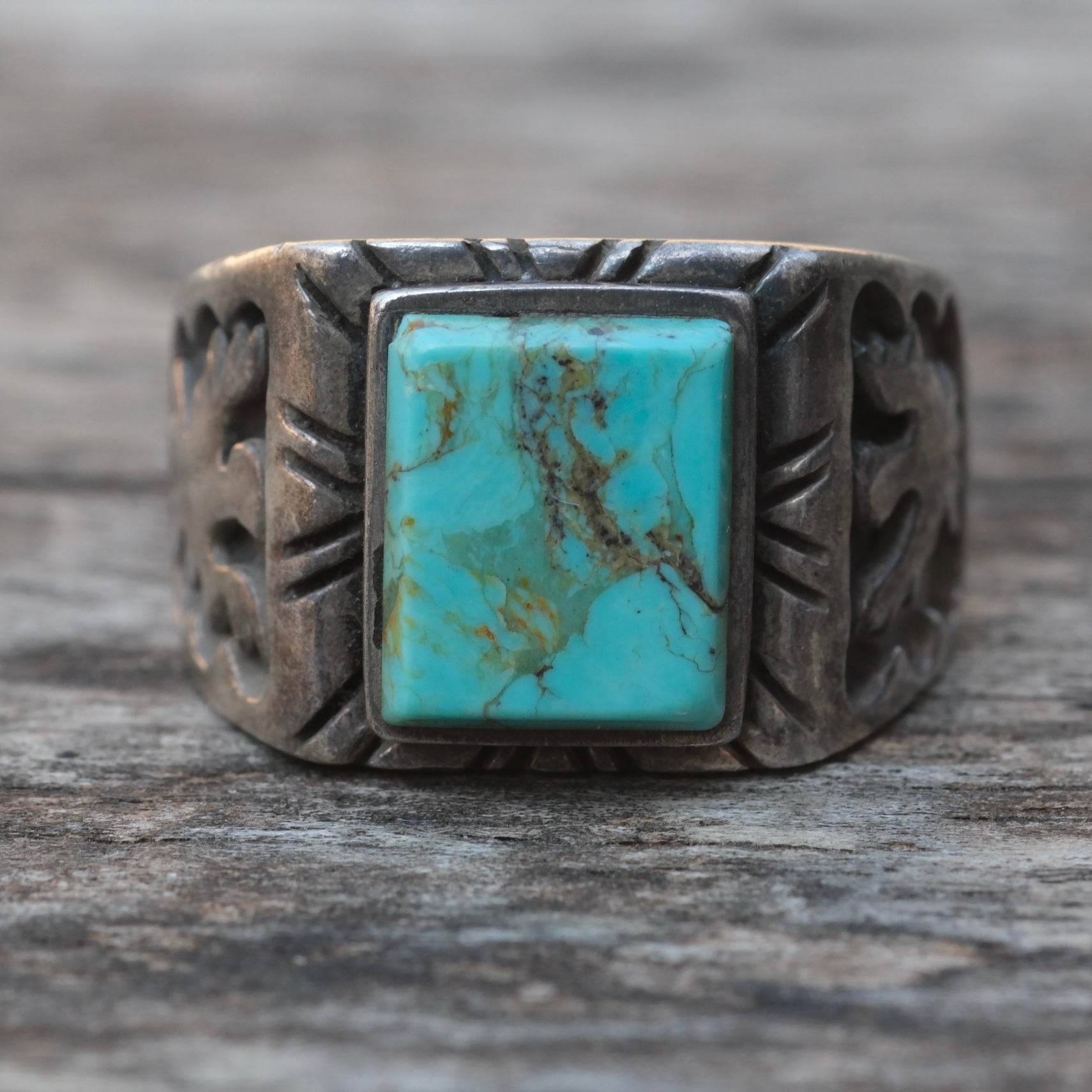 Vintage Sterling Turquoise Thunderbird Ring 9.75