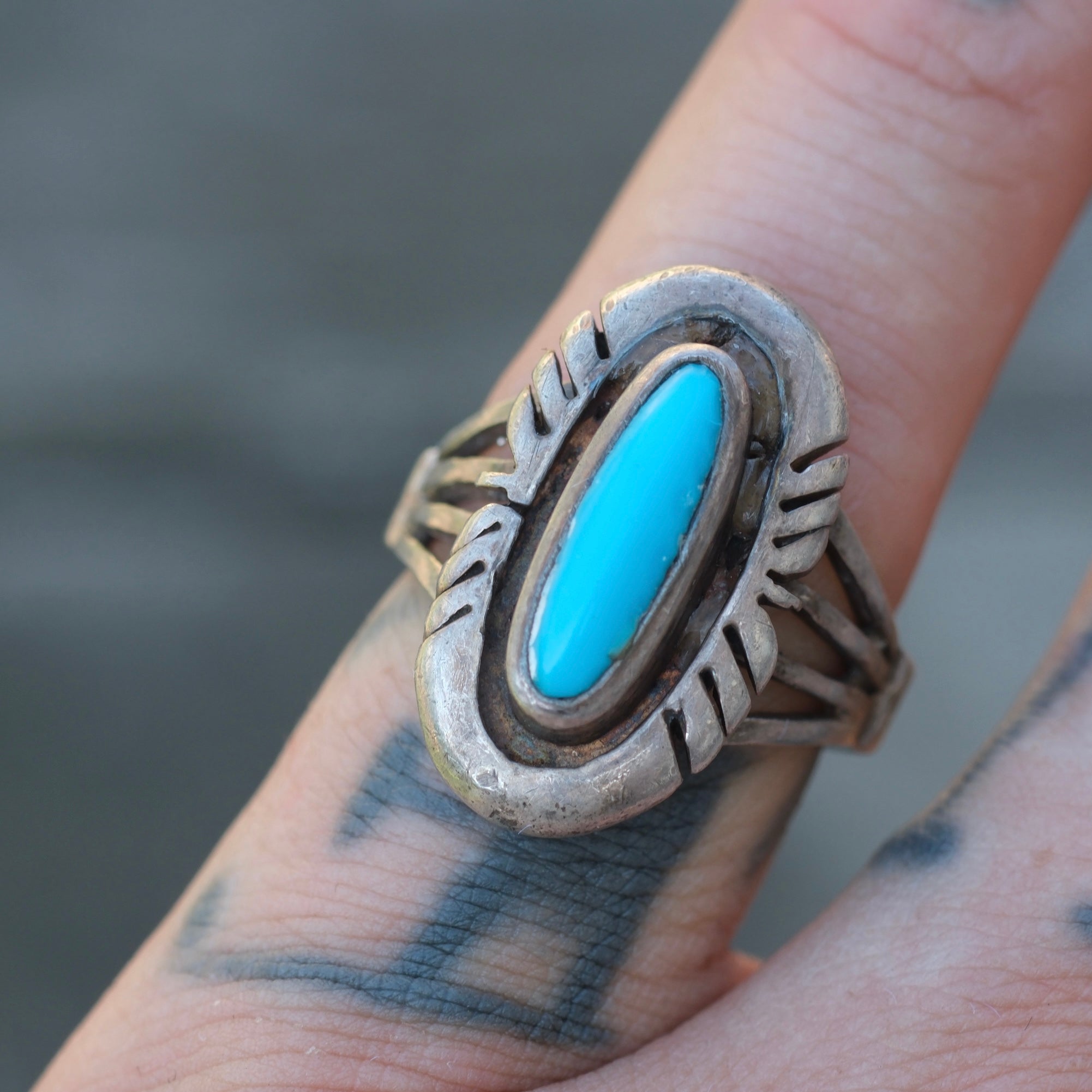 Vintage Sterling Turquoise Ring 5.75