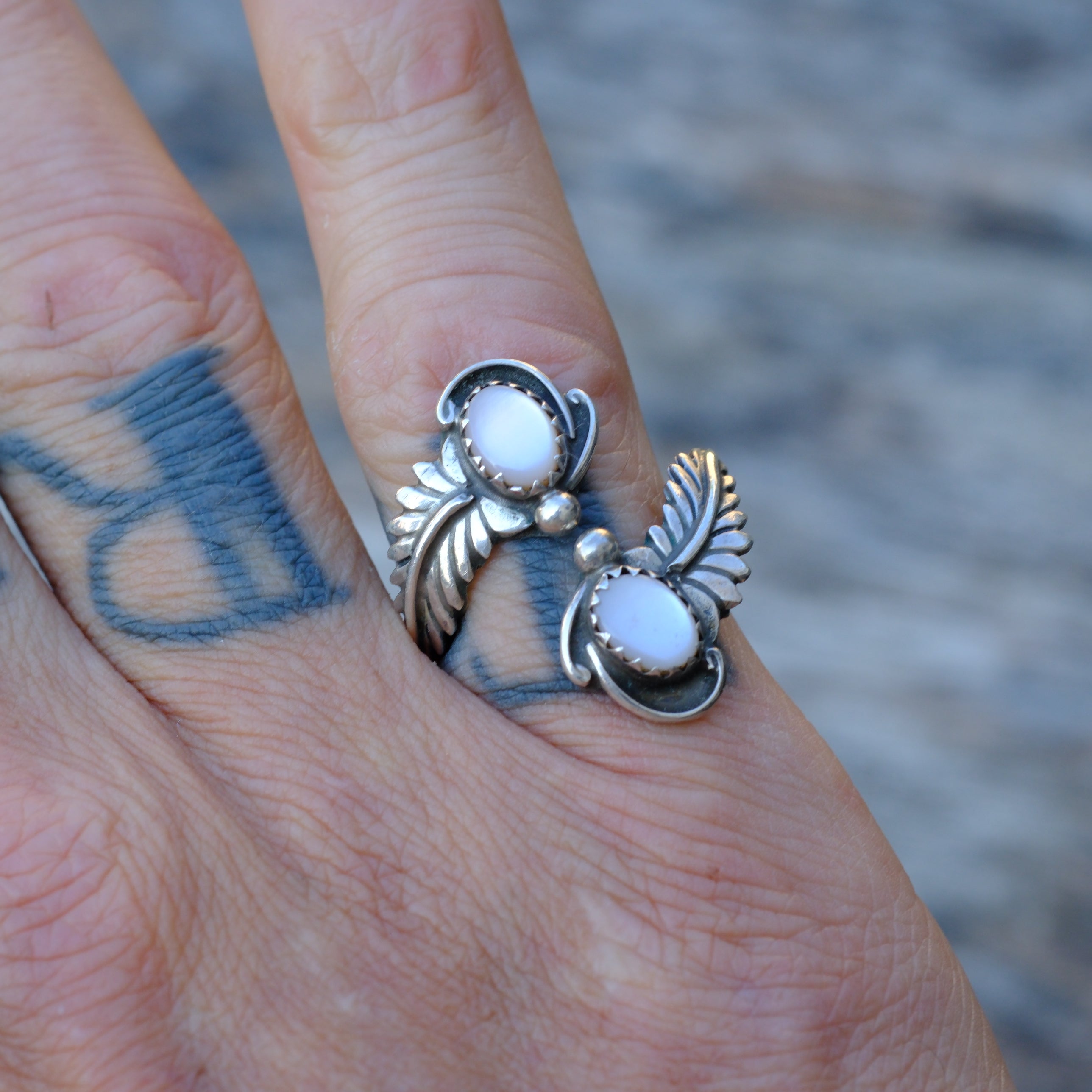 Vintage Sterling Mother Of Pearl Overpass Ring 7