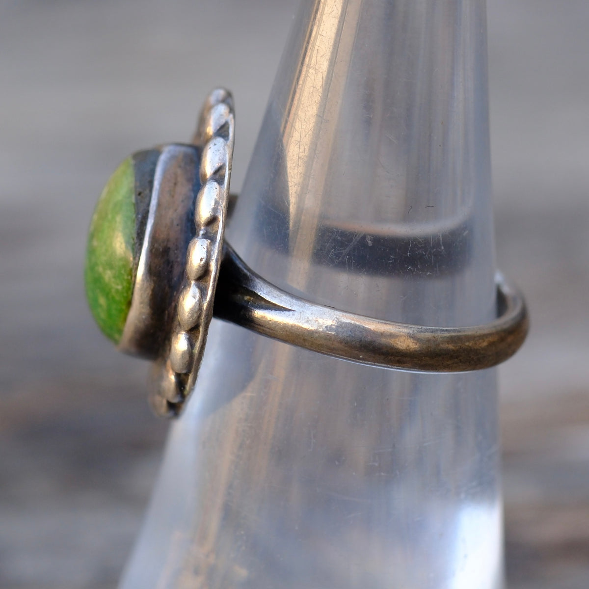 Vintage Sterling Turquoise Dotted Ring 5.25