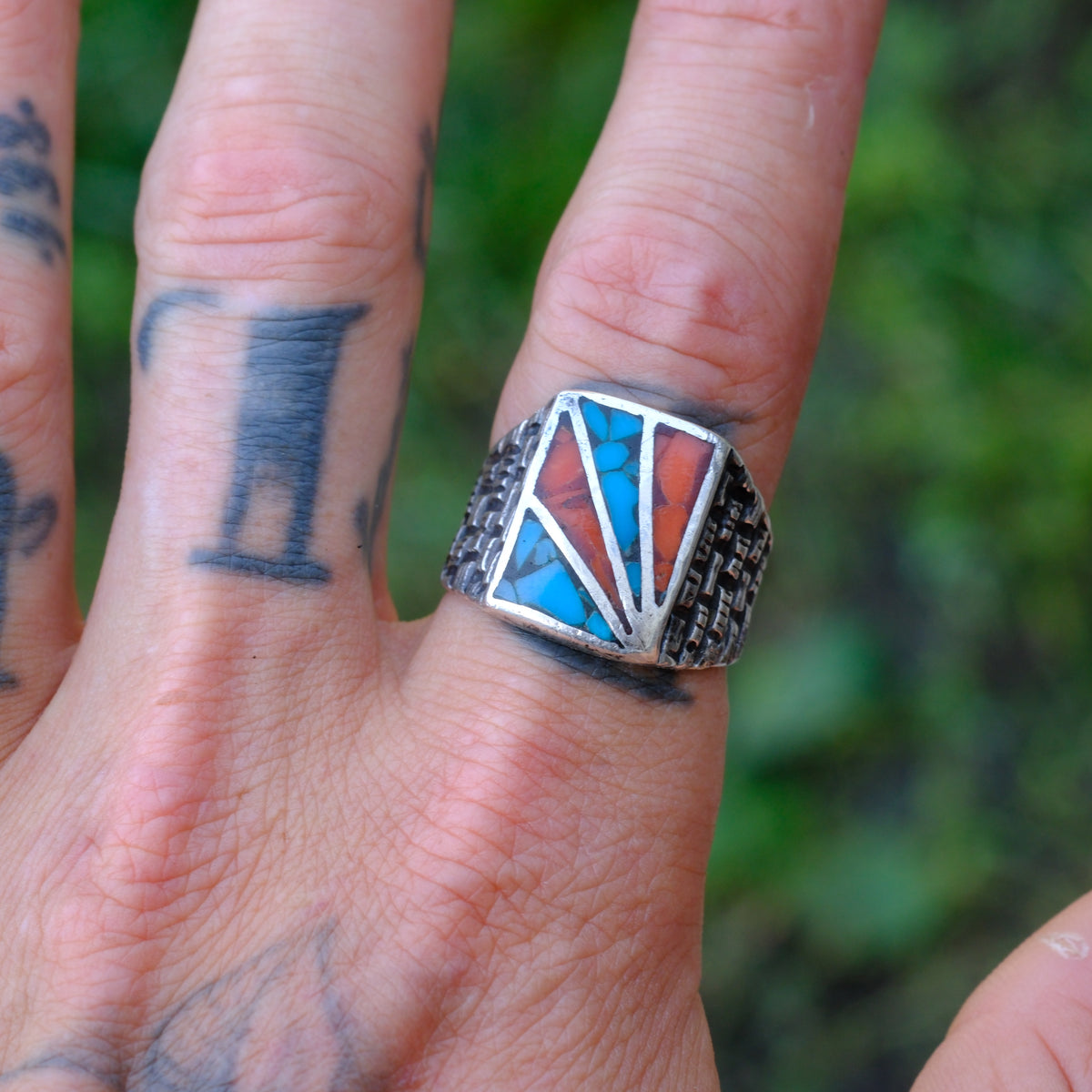 Vintage Sterling Turquoise and Coral Inlay Sunrise Ring 10