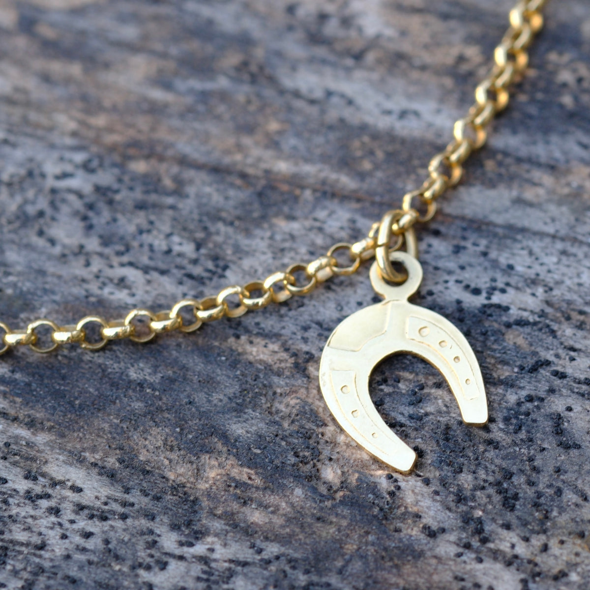Vintage 14K Gold Horse and Horseshoe Charm Bracelet