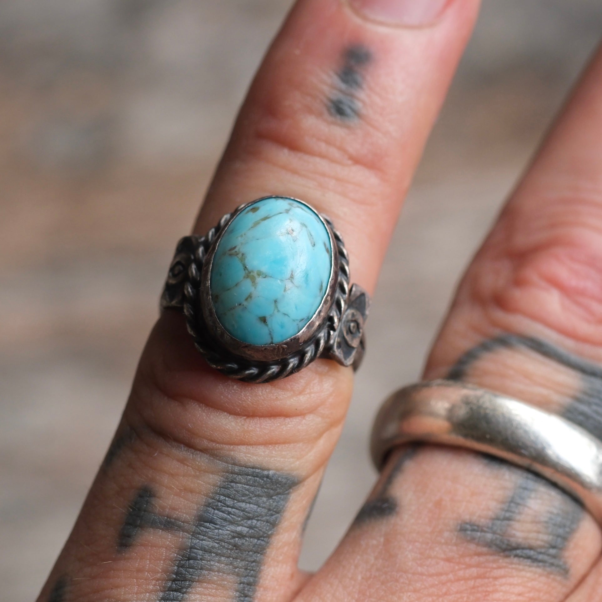 Vintage Sterling Turquoise Ring 4.5